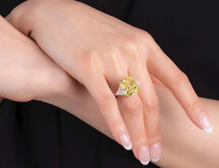Discovering the Brilliance: Lab Grown Diamond Wedding Bands