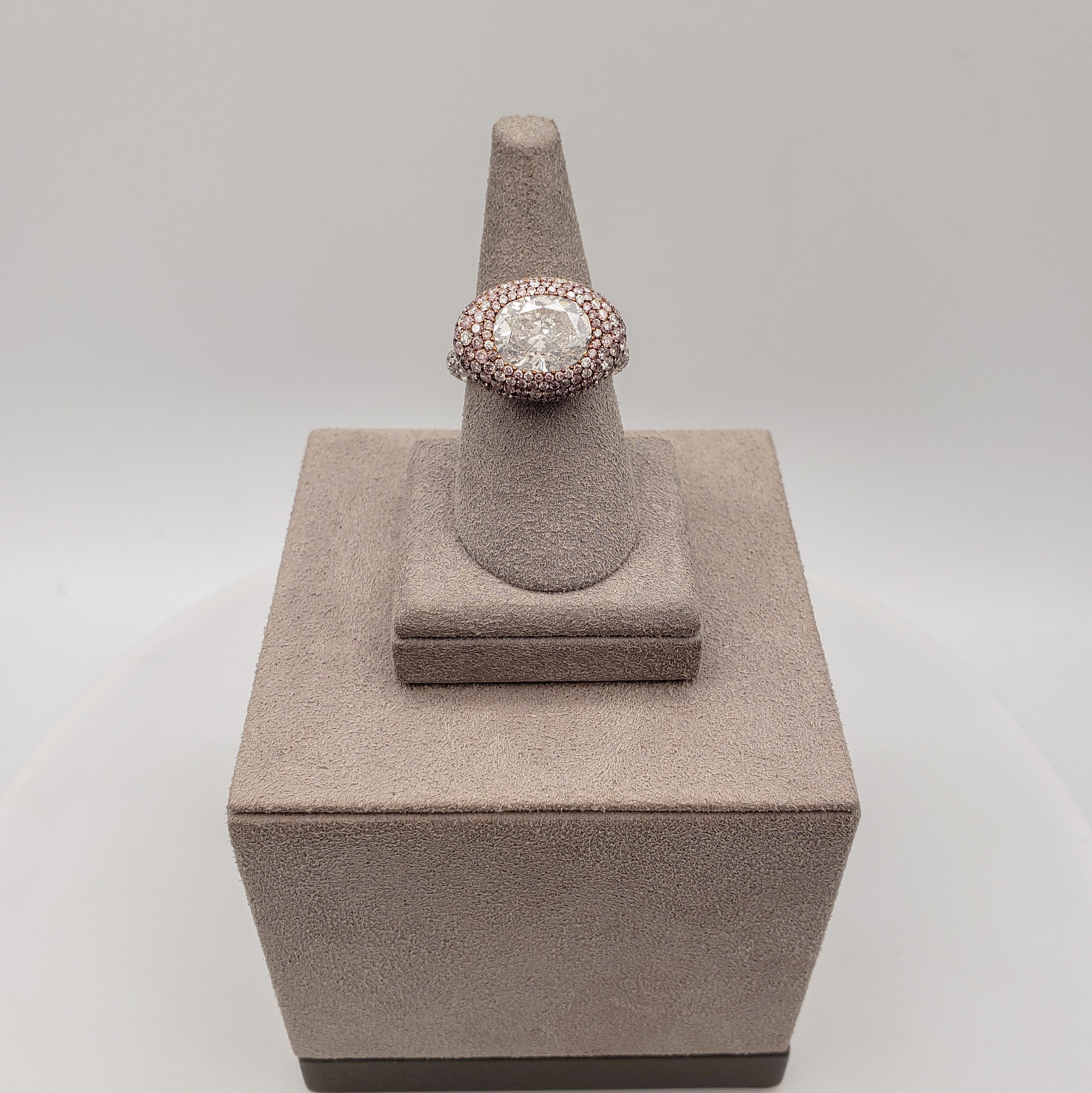 GIA Certified 4.02 Carat Fancy White and Pink Diamond Dome Cocktail Ring In New Condition For Sale In New York, NY
