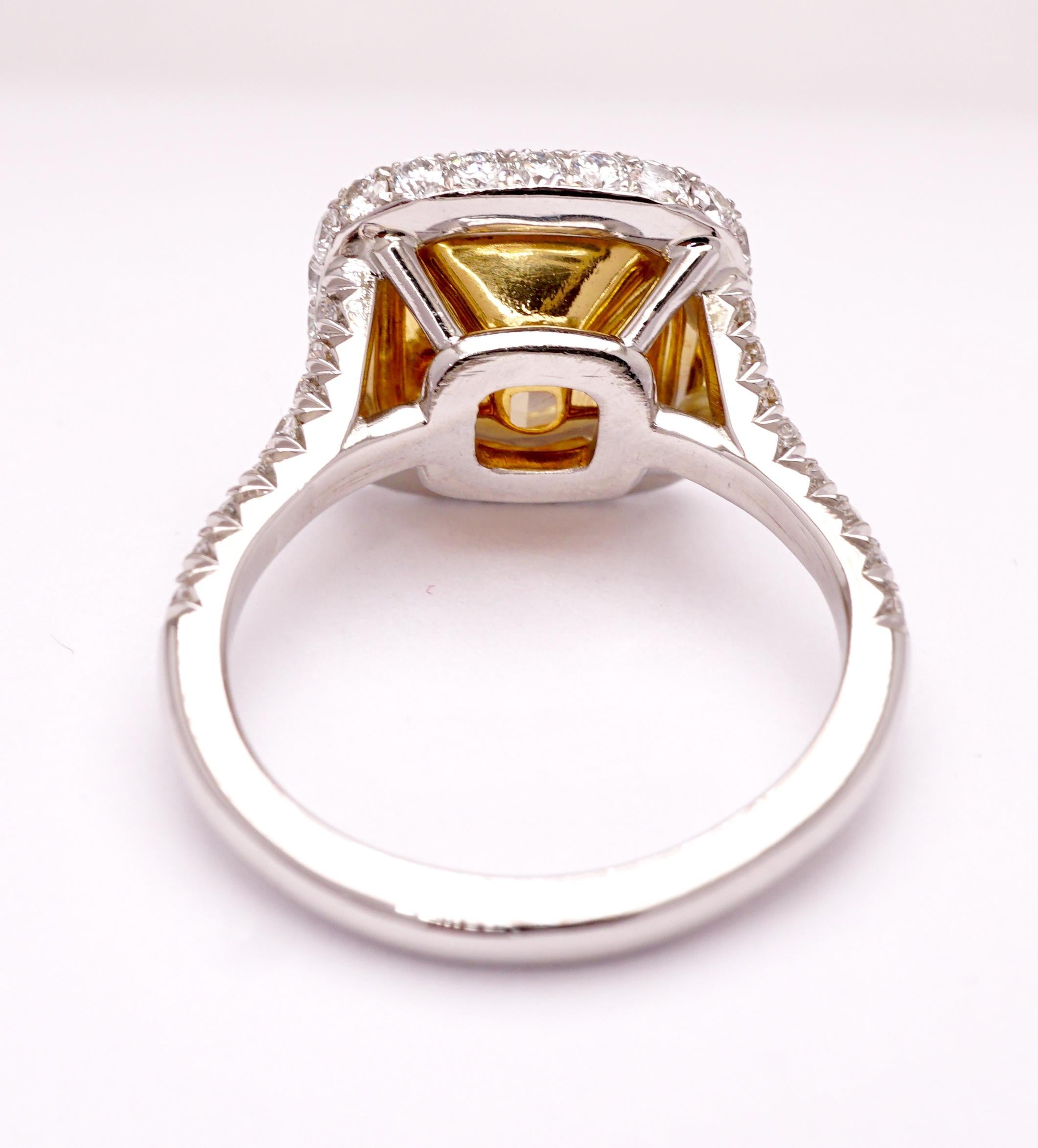 GIA Certified Fancy Yellow 3.05 Carat Radiant Diamond Cocktail Platinum Ring In New Condition In New York, NY