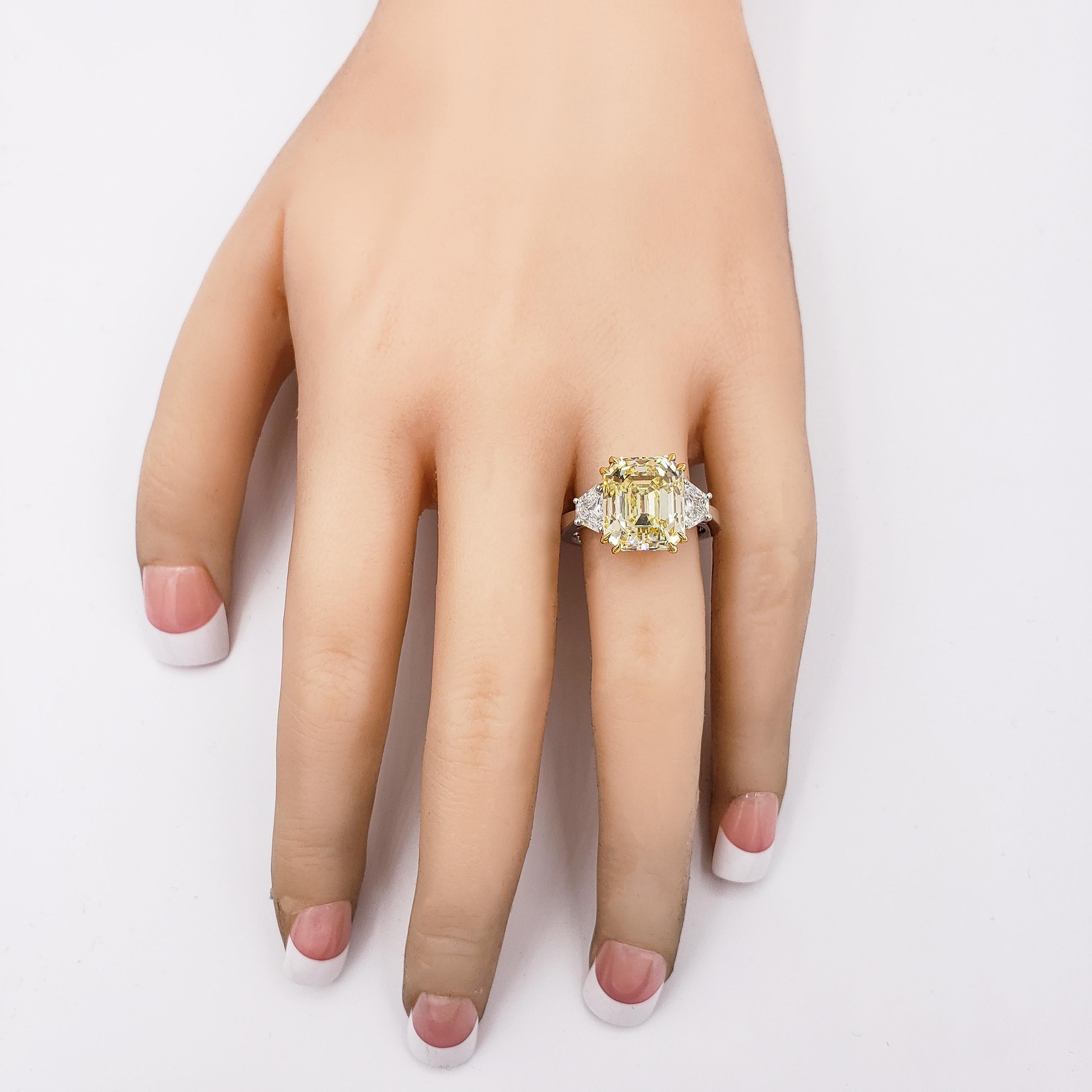 Roman Malakov, GIA Certified Fancy Yellow Emerald Cut Diamond Three-Stone Ring In New Condition In New York, NY