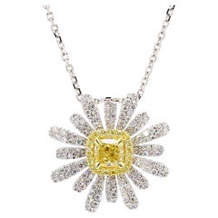Colgante de gota de oro de 1,50 quilates TW con diamante en cojín amarillo fantasía certificado por GIA