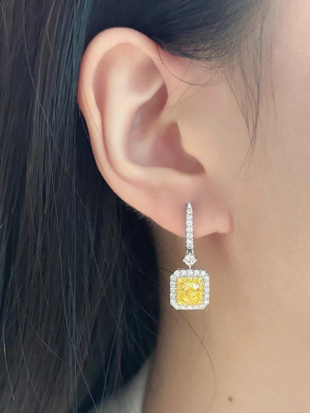 Modern GIA Certified Fancy Yellow Diamond 18K White Gold Dangle Earrings with Diamonds For Sale