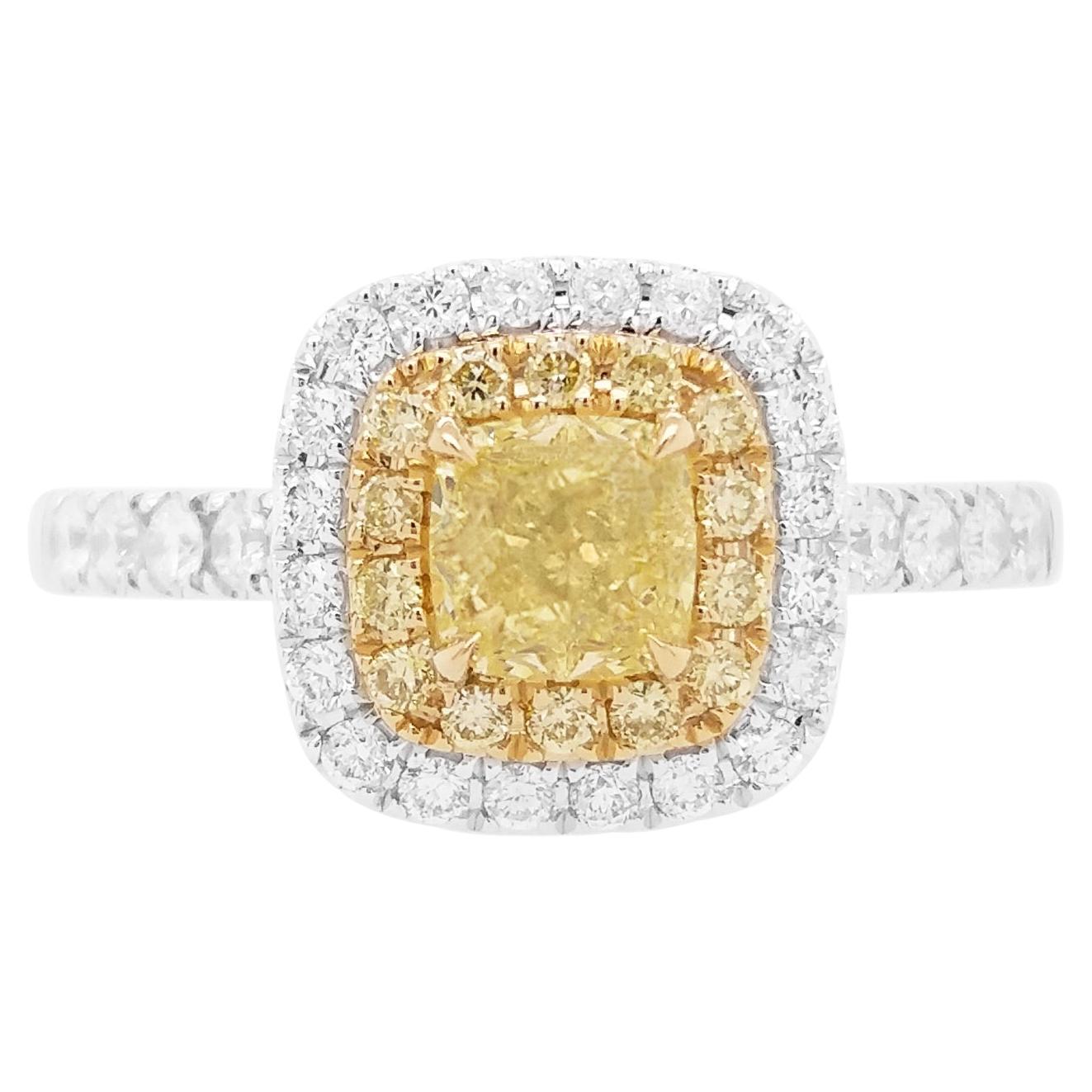 Anillo de oro K18 con diamante amarillo de fantasía y diamante blanco certificados por GIA en venta