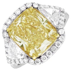 GIA Certified Fancy Yellow Diamond of 5.01 Carats Ring VVS2