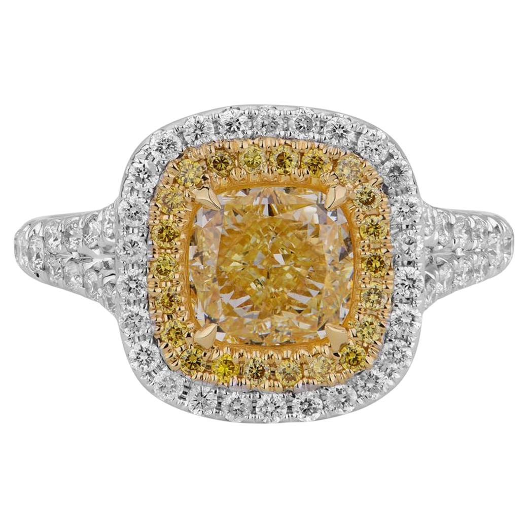 Bague en diamant jaune fantaisie certifiée GIA