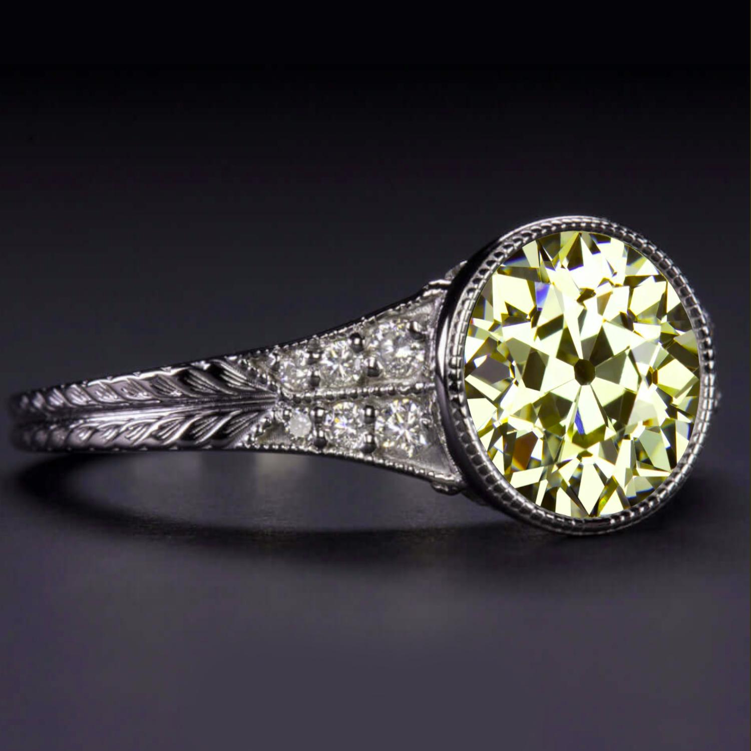 GIA Certified Fancy Yellow Old European Cut Diamond Ring in 14K White Gold Art Decó en venta