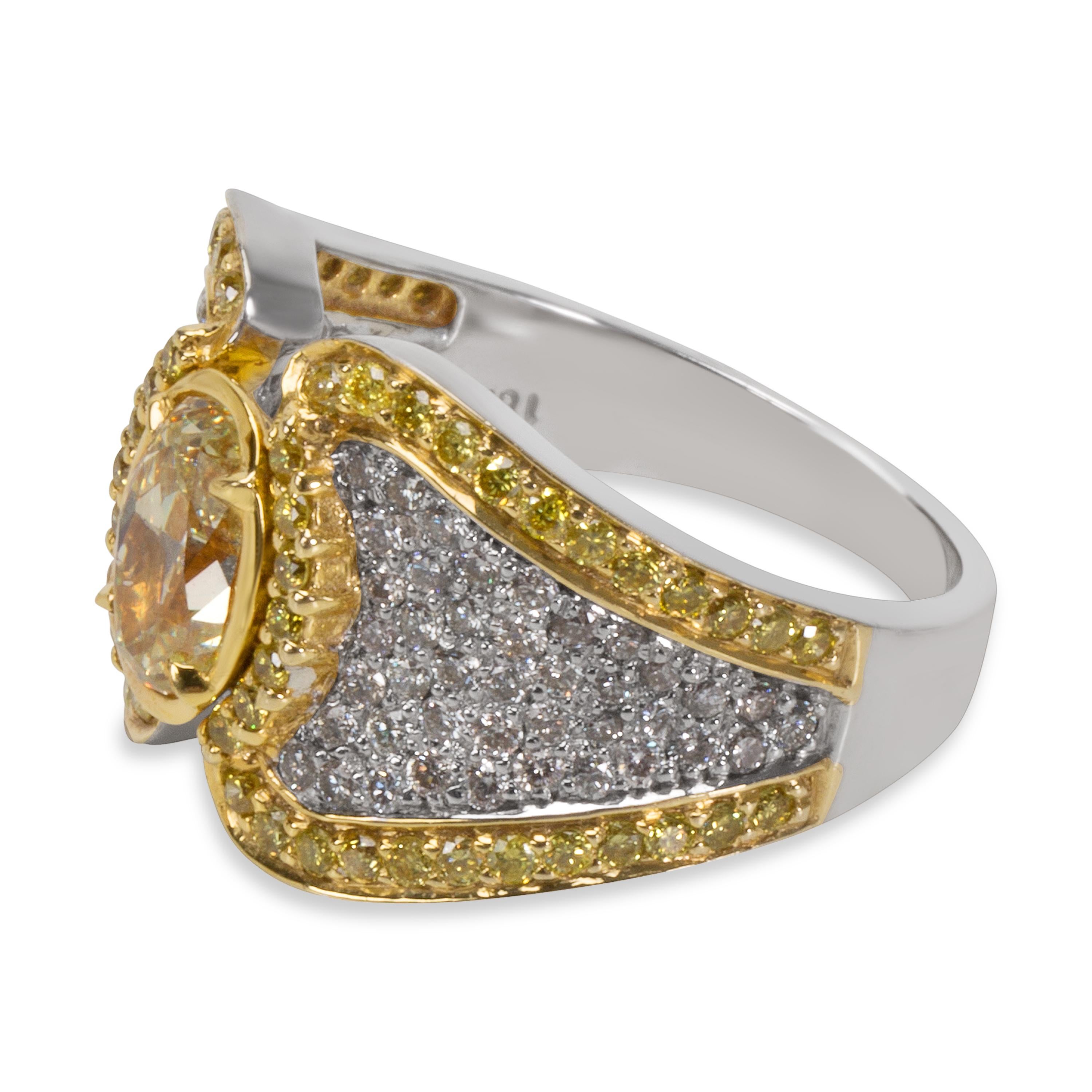 GIA Certified Fancy Yellow Oval Diamond Ring in 18 Karat Gold 1.02 Carat In New Condition In New York, NY