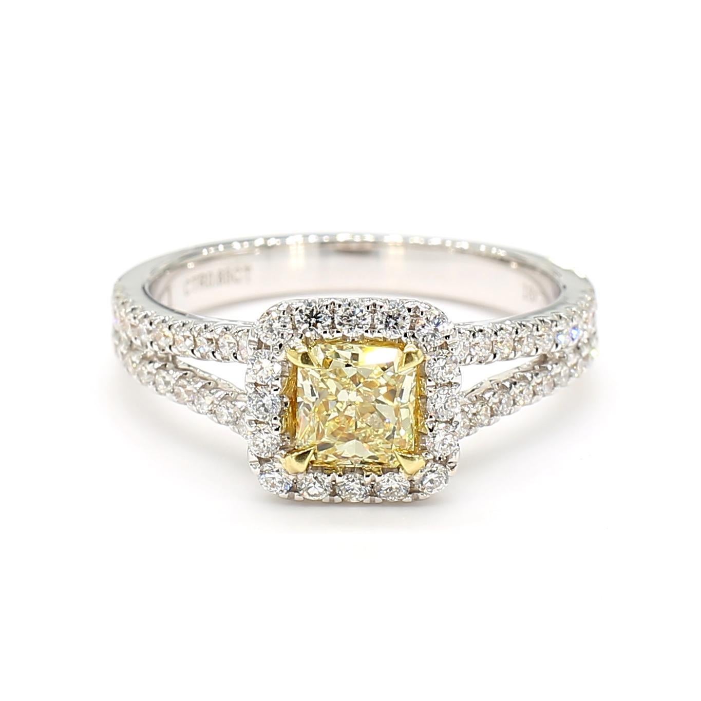 Contemporain Bague cocktail de fantaisie en or jaune radiant de 1,06 carat poids total, certifiée GIA en vente