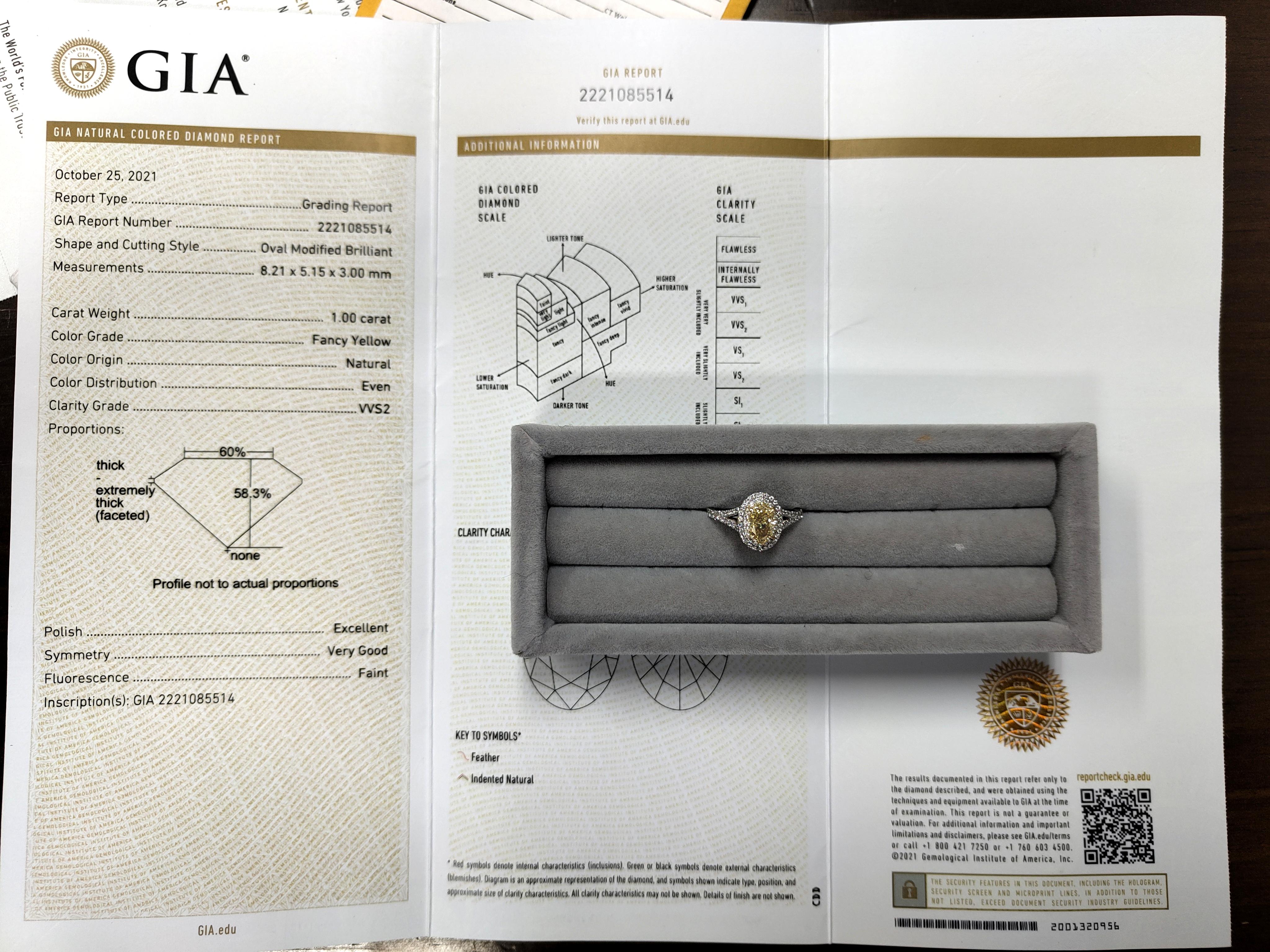 Bague fantaisie jaune VVS2 certifiée par le GIA avec double halo de diamants ovales  Unisexe en vente