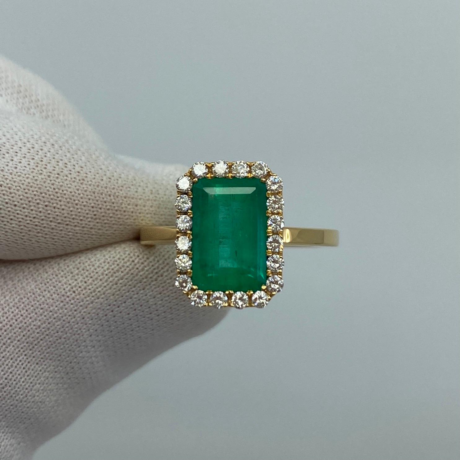 GIA Certified Fine Green 3.06ct Colombian Emerald & Diamond 18k Gold Halo Ring 9
