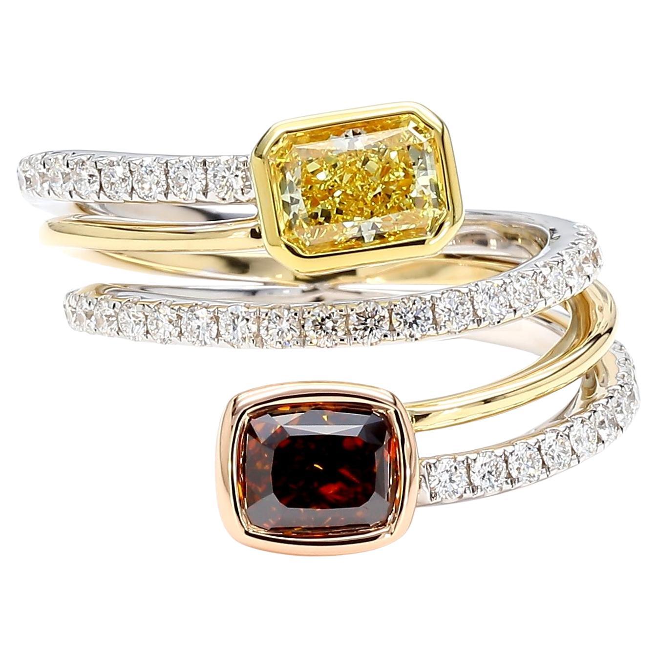 Bague en or certifiée GIA avec diamant radiant jaune intense de 2,37 carats (Tw) en vente