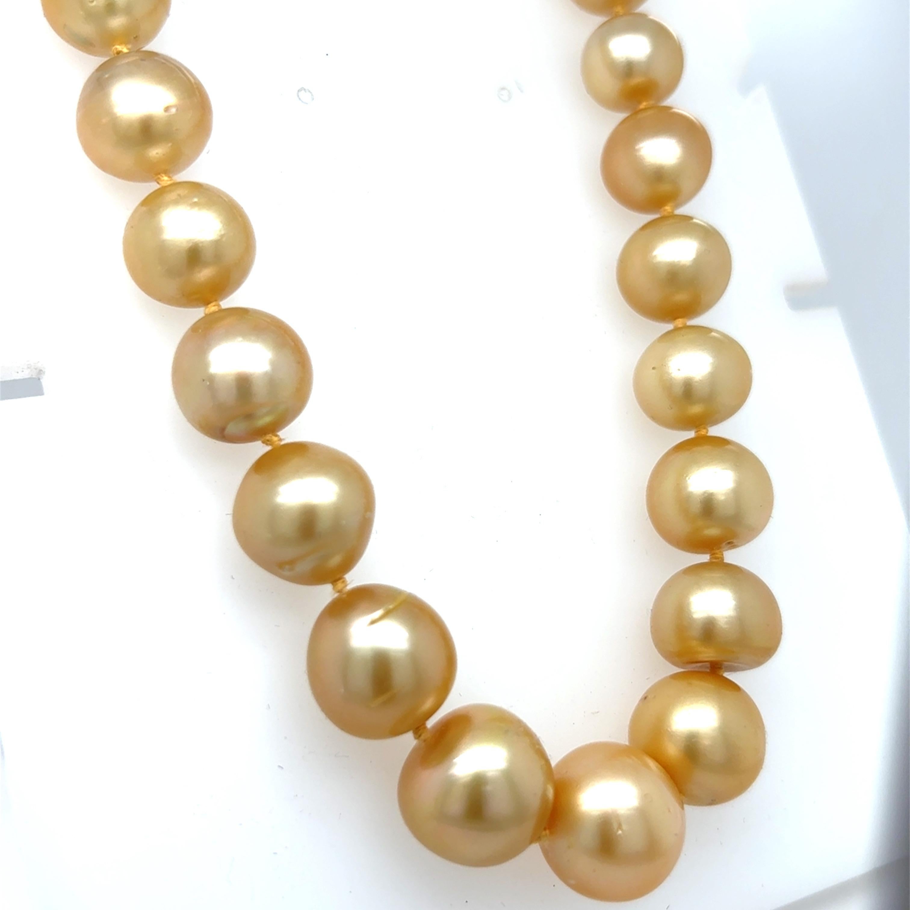 Collana di perle dei mari del sud dorate certificate GIA con chiusura in oro giallo in vendita 3