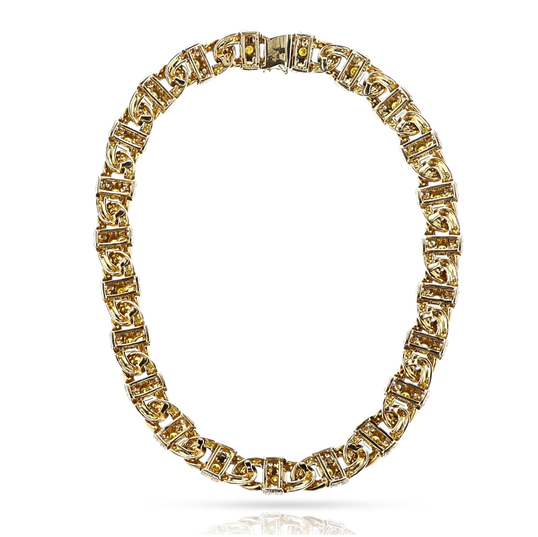 GIA Certified GRAFF Natural Yellow and White Diamond Necklace In Excellent Condition For Sale In New York, NY
