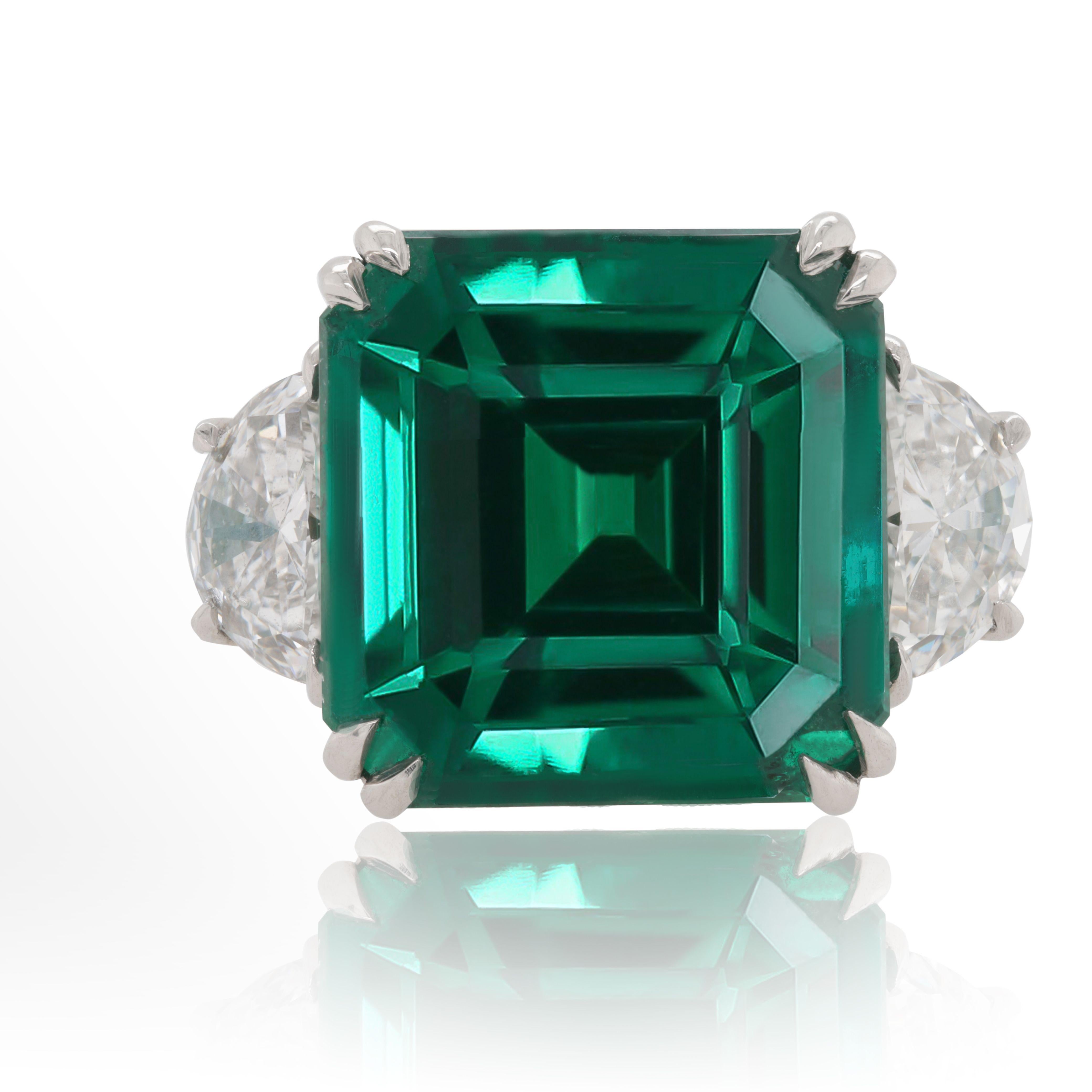 Emerald Cut GIA Certified Green Emerald Diamond Ring For Sale