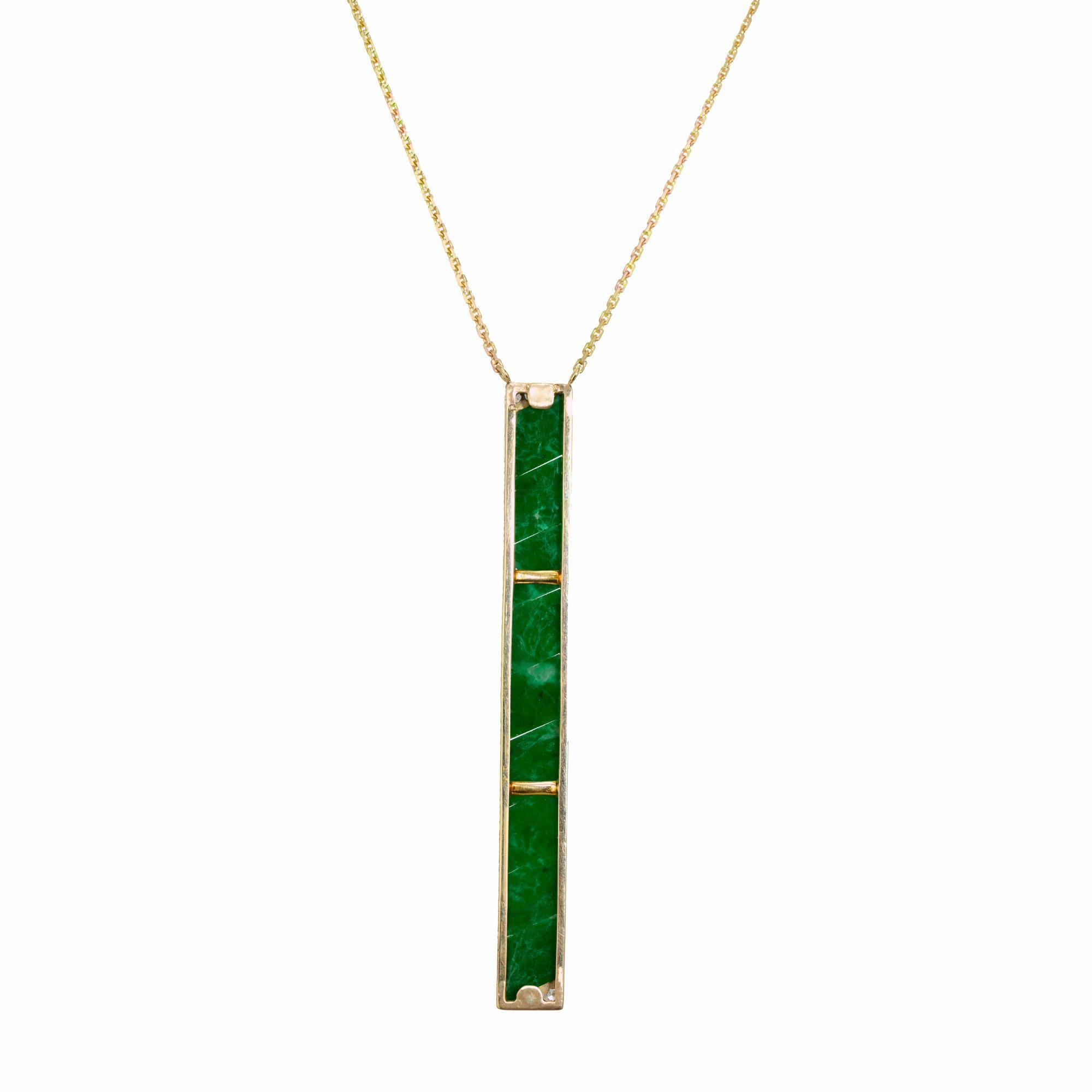 GIA Certified Green Natural Jadeite Jade Yellow Gold Platinum Pendant Necklace In Good Condition For Sale In Stamford, CT