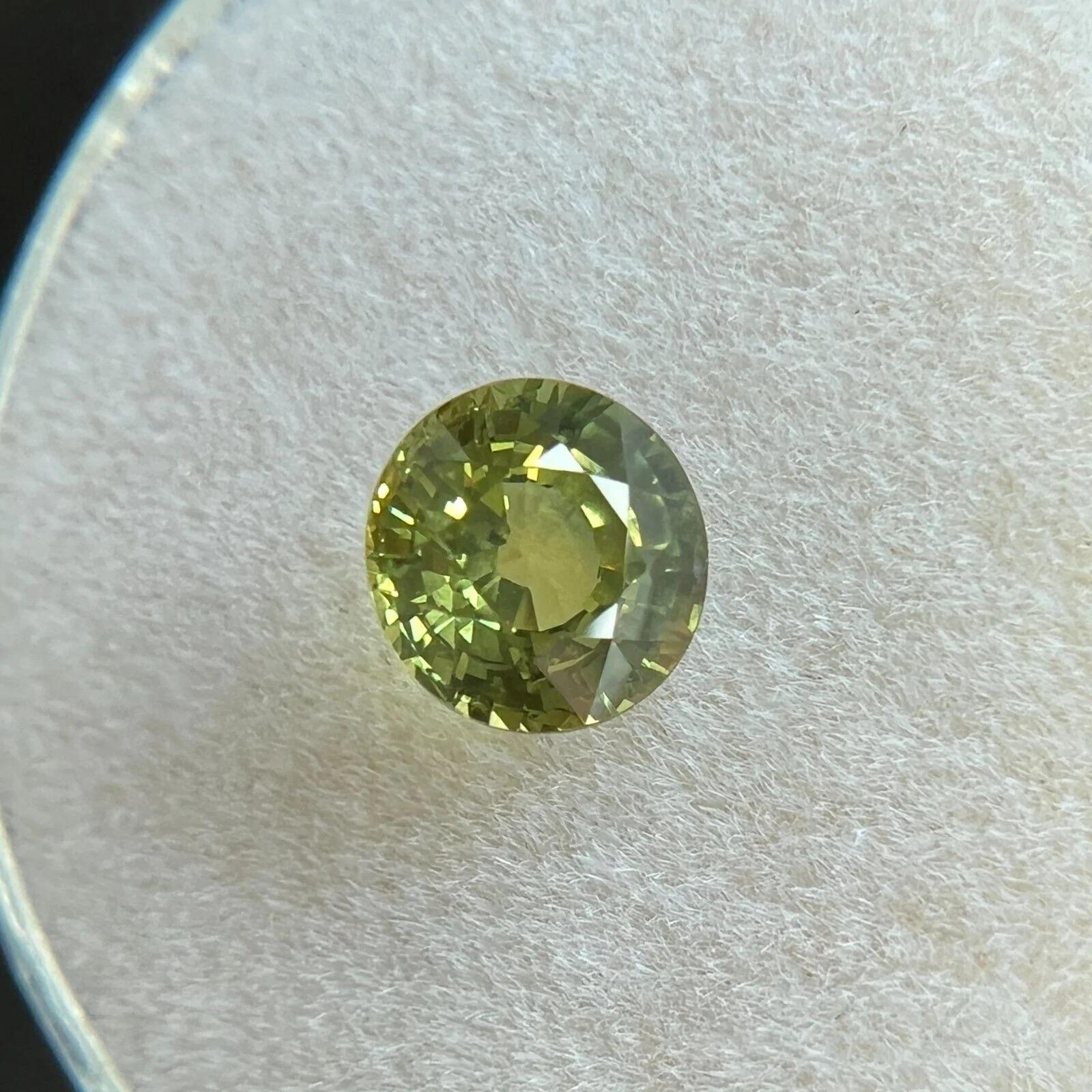 Women's or Men's GIA Certified Green Yellow Sapphire 1.20ct Untreated Round Cut Unheated Rare For Sale