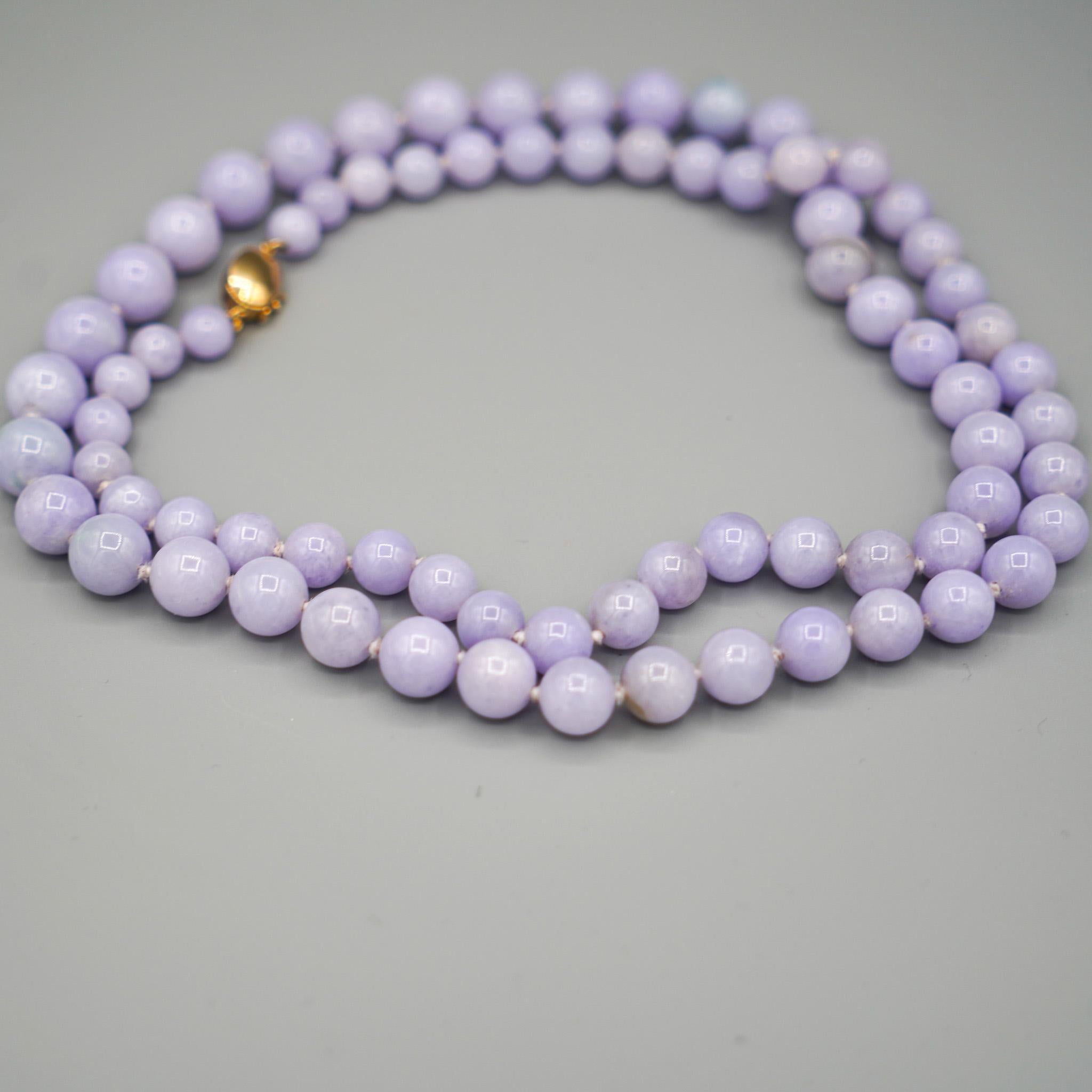 Collar de cuentas de jadeíta lavanda tipo A certificado por GIA Gumps San Francisco Corte redondo en venta