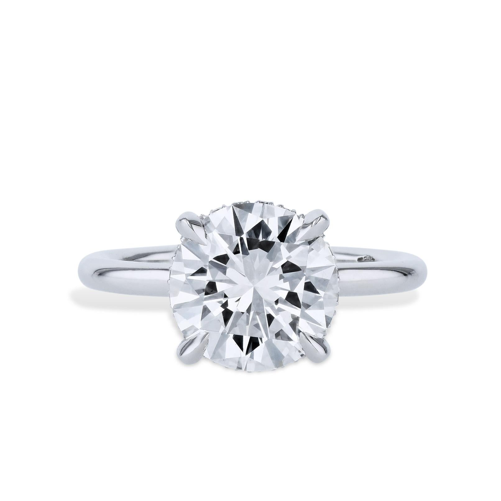 Taille brillant Bague de fiançailles en platine avec diamant rond de 3,11 carats, faite à la main et certifiée par le GIA en vente