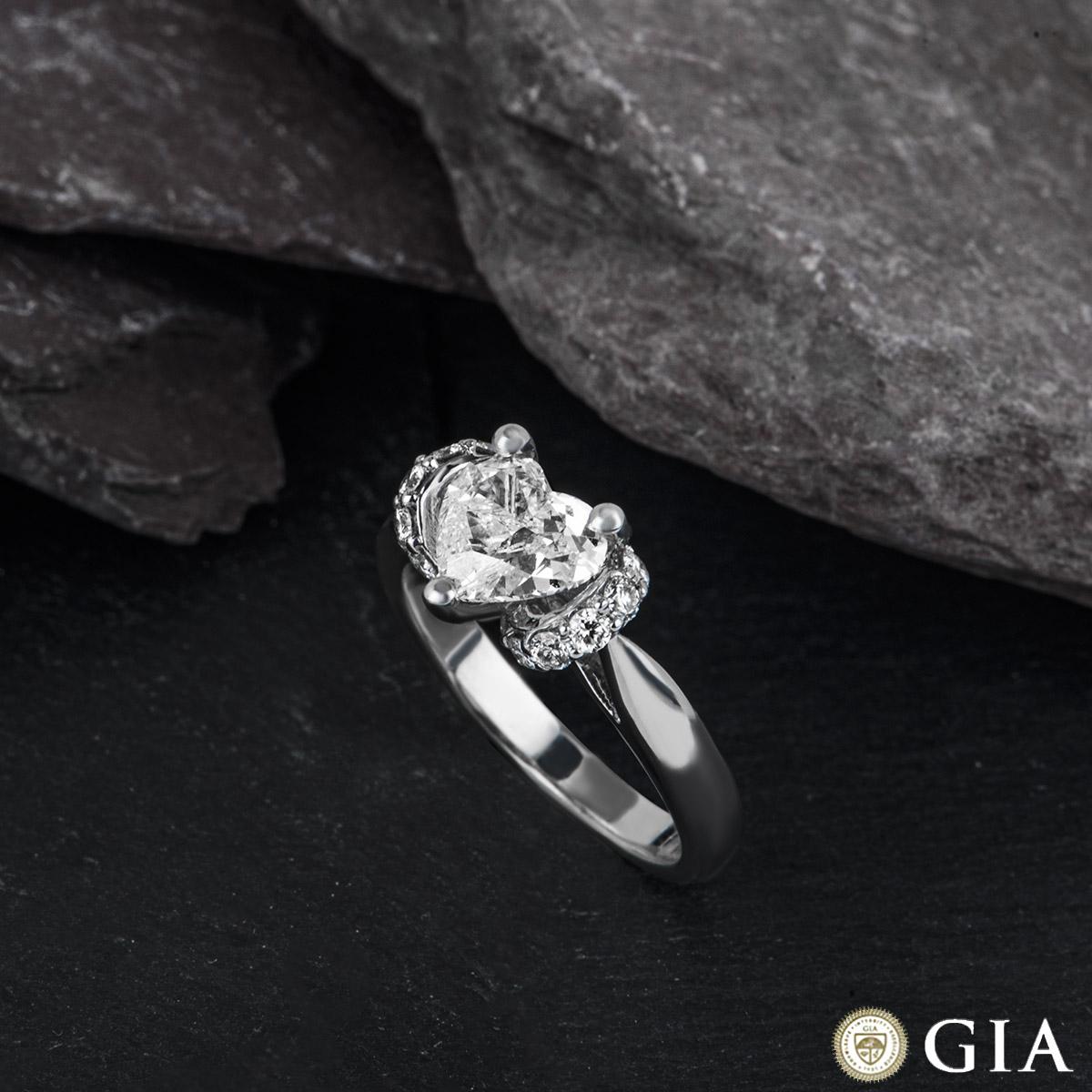 Bague de fiançailles en diamant taille cœur certifié GIA de 1,20 carat F/SI2 Pour femmes en vente