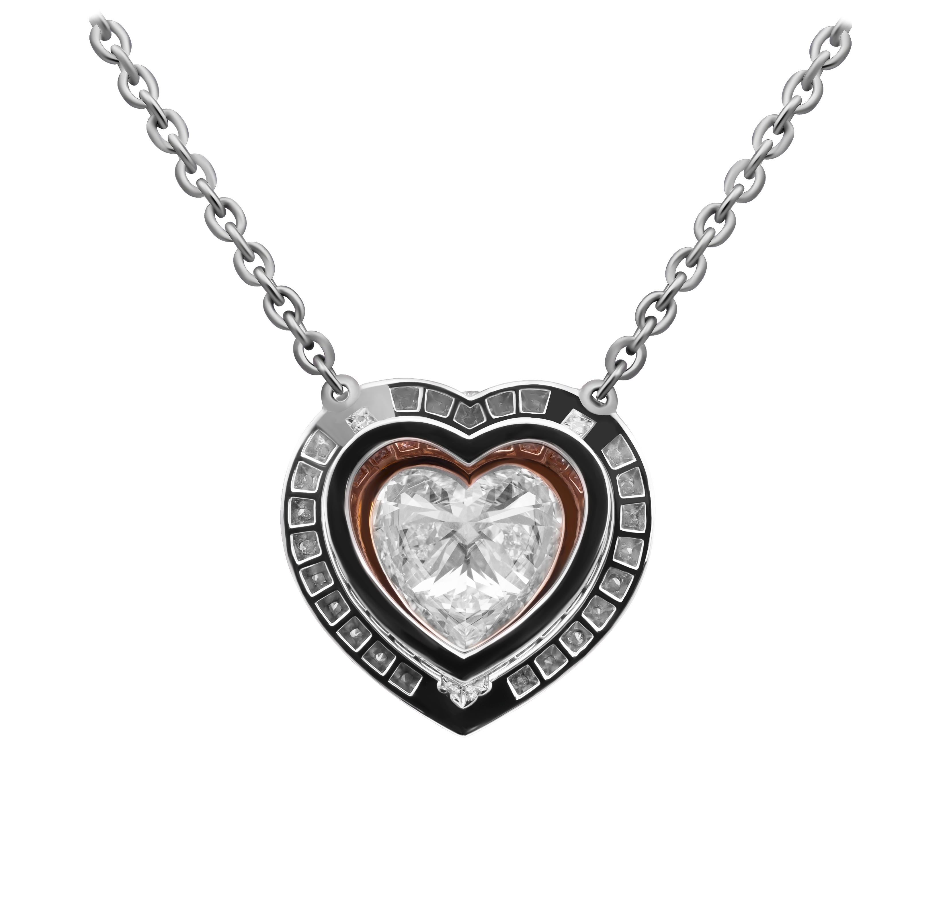 Cuore Ciondolo a forma di cuore certificato GIA con diamante a forma di cuore da 3,01 carati in vendita