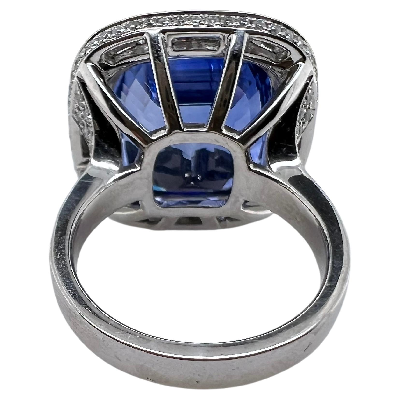 Contemporary GIA Certified Heated Blue Sapphire Ring with Diamond in Platinum For Sale