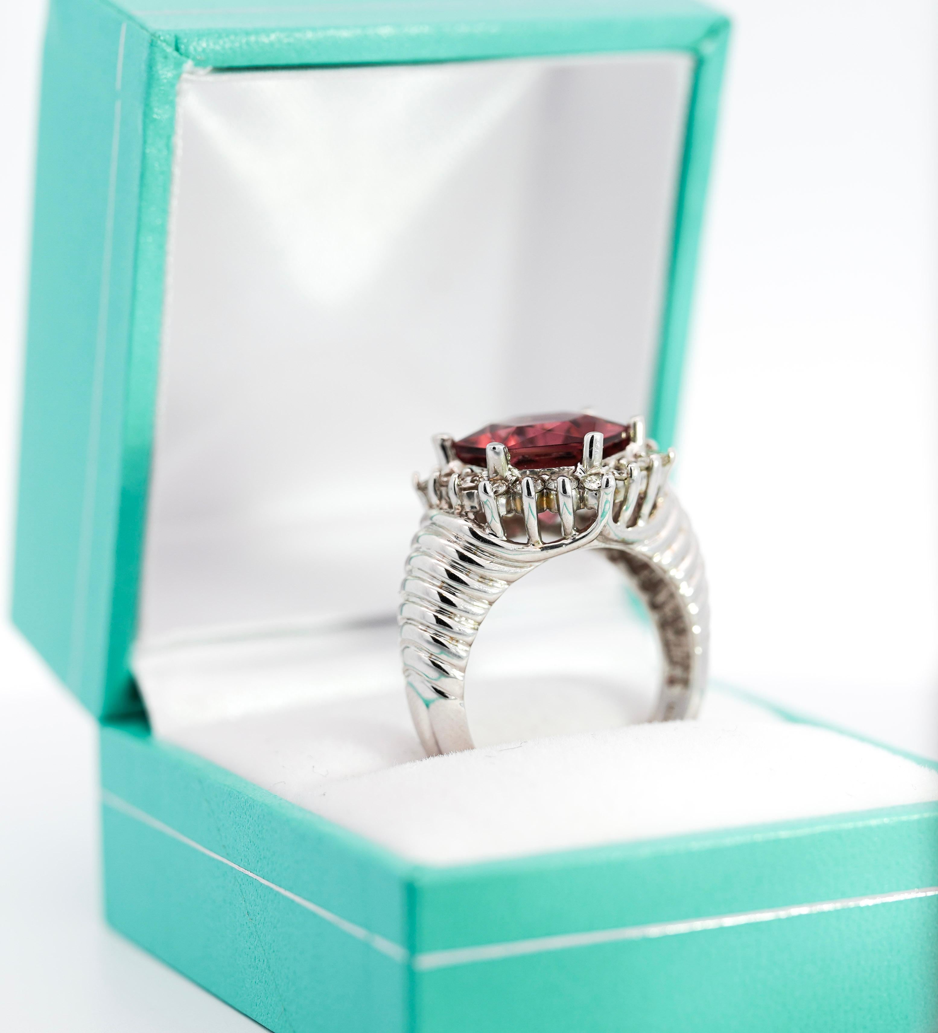 GIA Certified Hexagon Pink Tourmaline with Diamond Halo Star Shape Ring In New Condition For Sale In Miami, FL