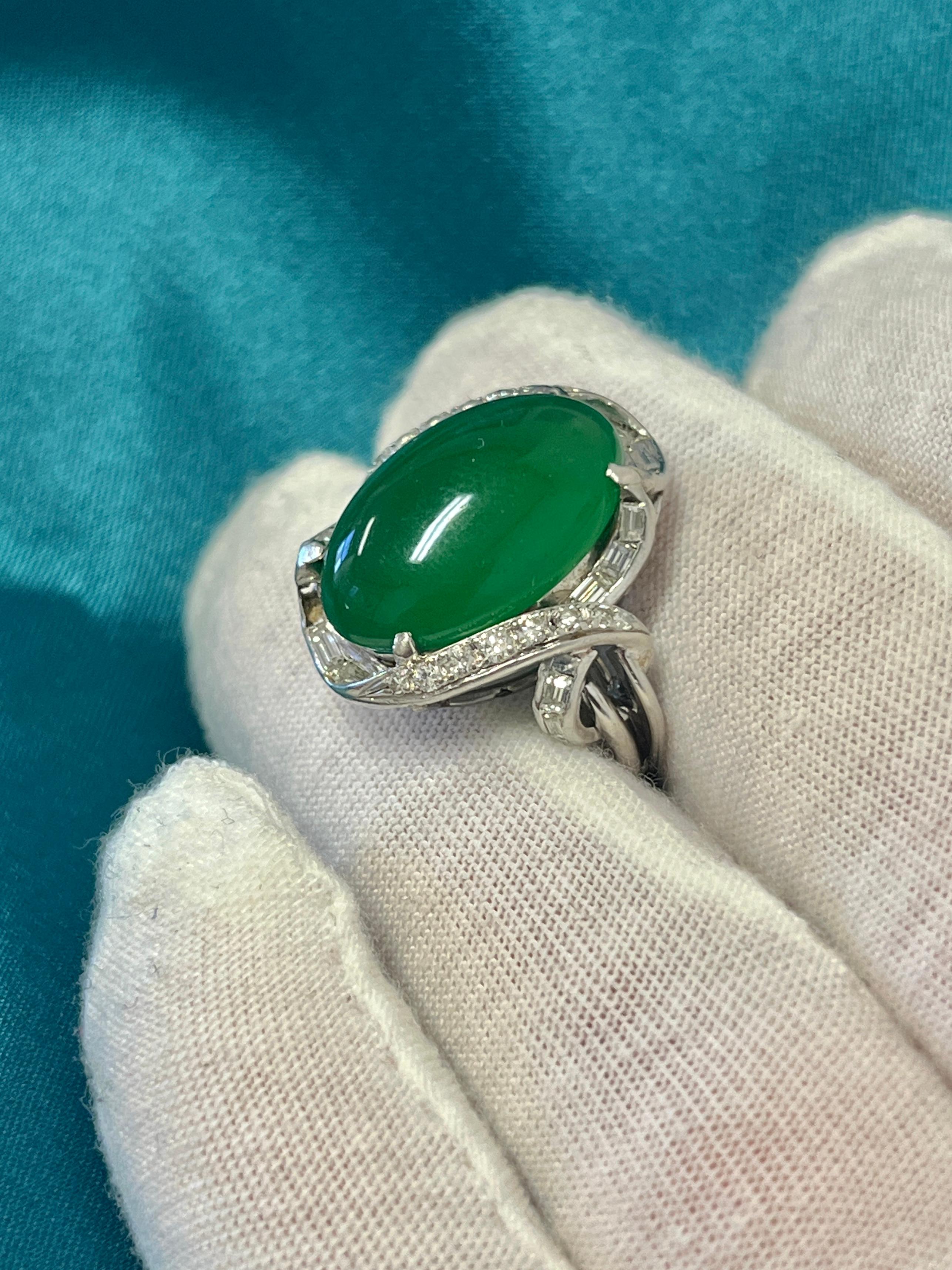 Retro GIA Certified Imperial Jadeite Jade Type A Ring In Vintage Platinum Setting  For Sale