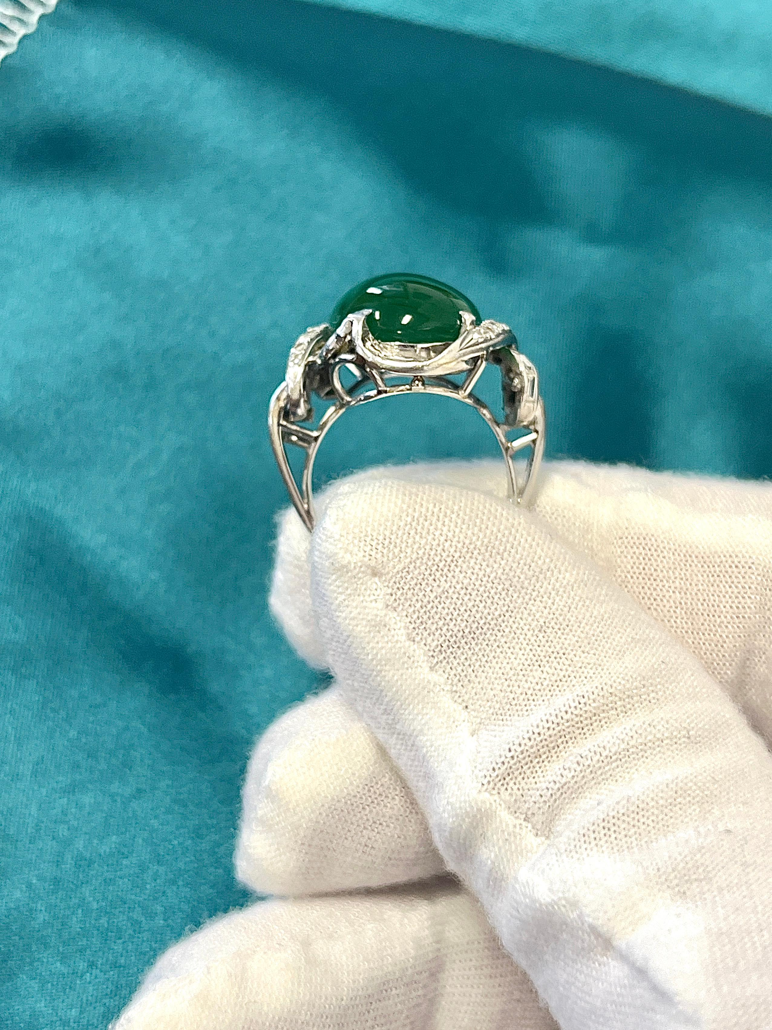 Cabochon GIA Certified Imperial Jadeite Jade Type A Ring In Vintage Platinum Setting  For Sale