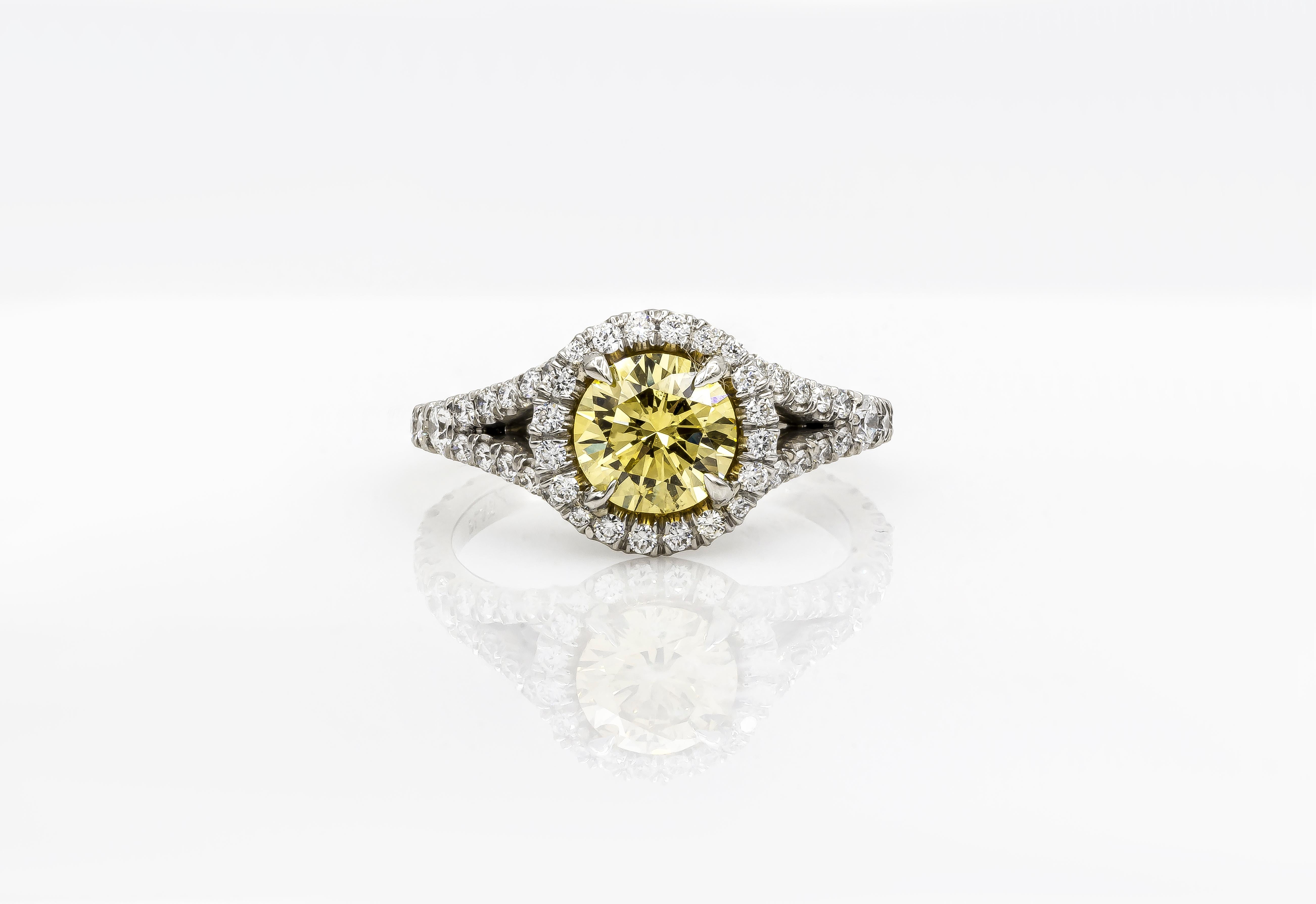 Contemporary Roman Malakov GIA Certified 1.04 Carat Round Yellow Diamond Halo Engagement Ring For Sale