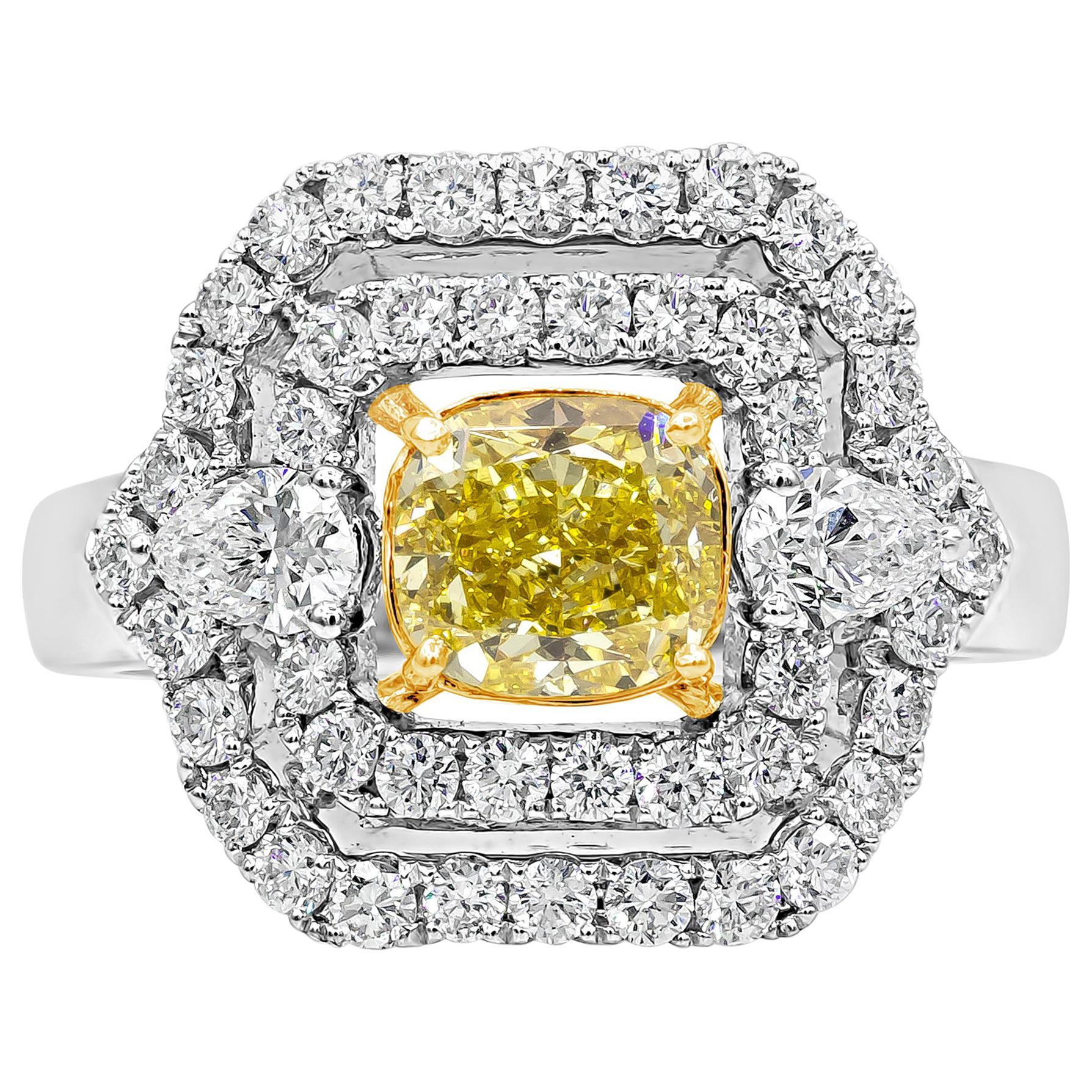 1,32 Karat intensiv gelber Diamant-Verlobungsring mit drei Steinen und Halo im Kissenschliff