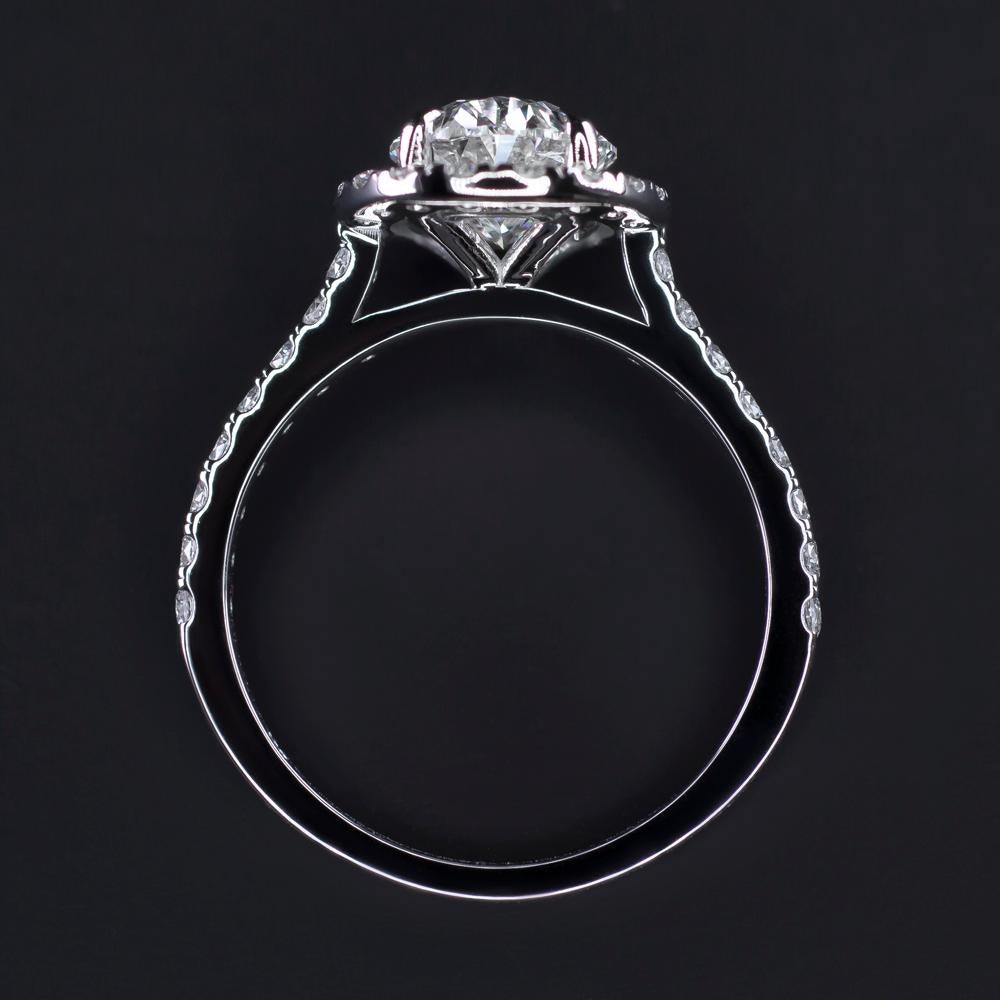 GIA Certified INTERNALLY FLAWLESS 2 Carat Oval Diamond Ring 

Designer: Antinori
Material: platinum
Diamond: 1 oval shape
Weight: 2ct
Colour: E
Clarity: VVS2
Ring Size: 6.5 (complimentary sizing available)
