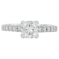 GIA Certified Internally Flawless Clarity D Color Cushion Cut Pave Ring (bague pavée à taille coussin)