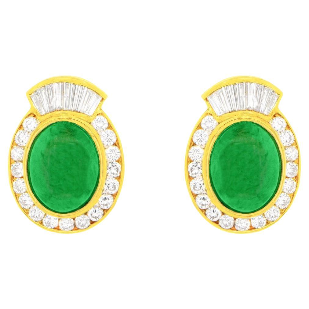 Boucles d'oreilles en or 18 carats avec jade certifié GIA et diamants de 5,80 carats au total en vente
