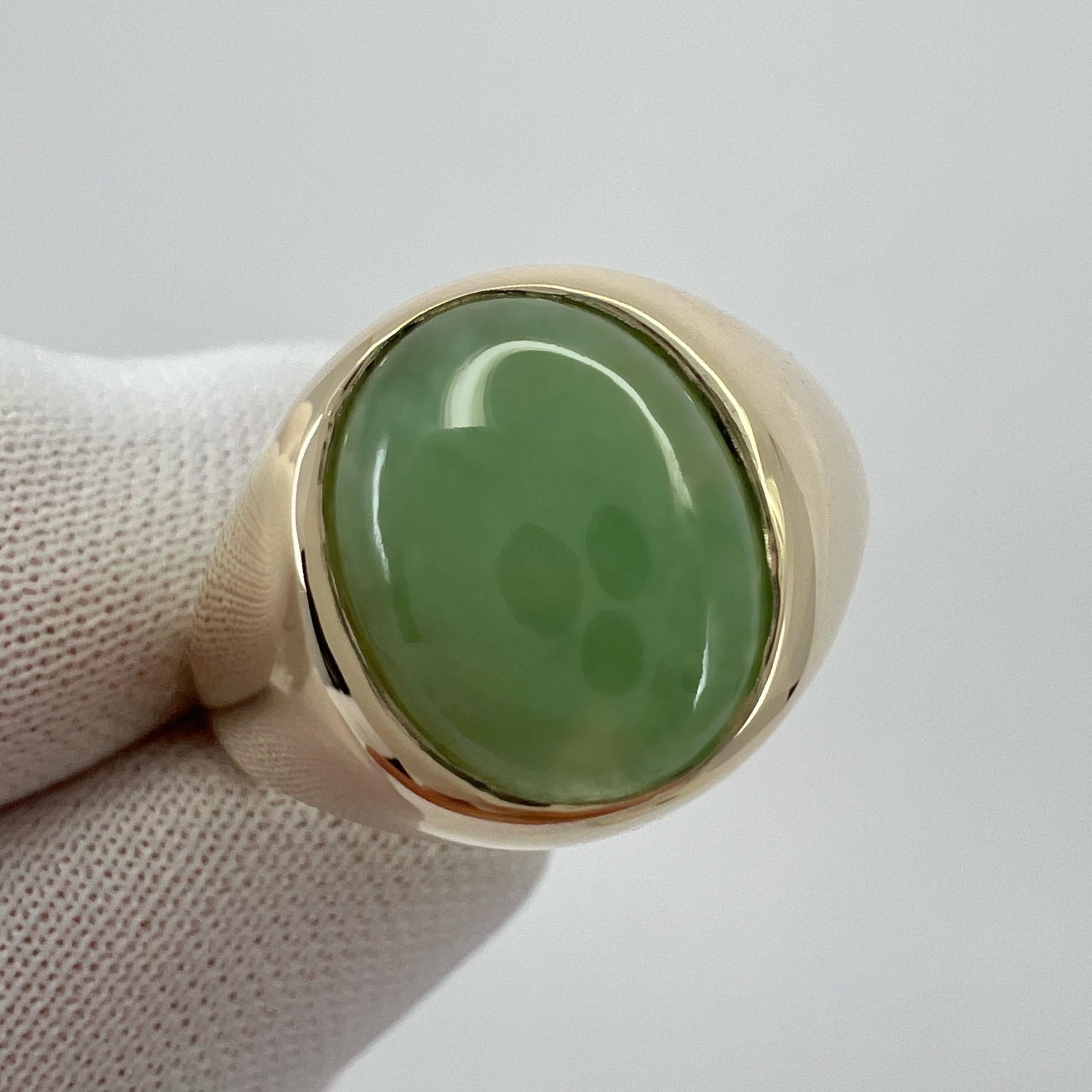 GIA Certified Jadeite A Grade Jade 4.06ct Untreated Yellow Gold Oval Signet Ring 4