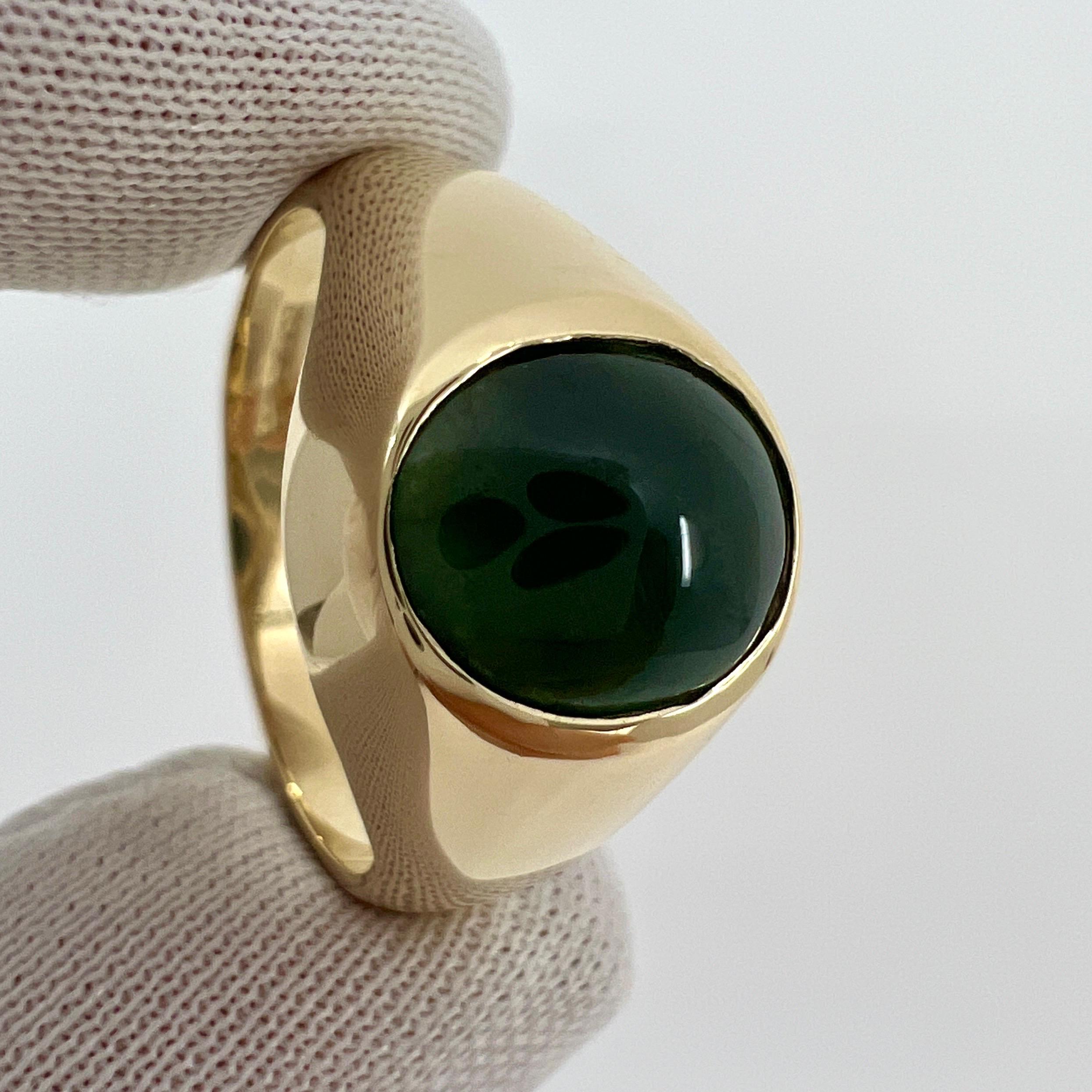GIA Certified Jadeite A Grade Jade Green Oval Untreated Yellow Gold Signet Ring 3