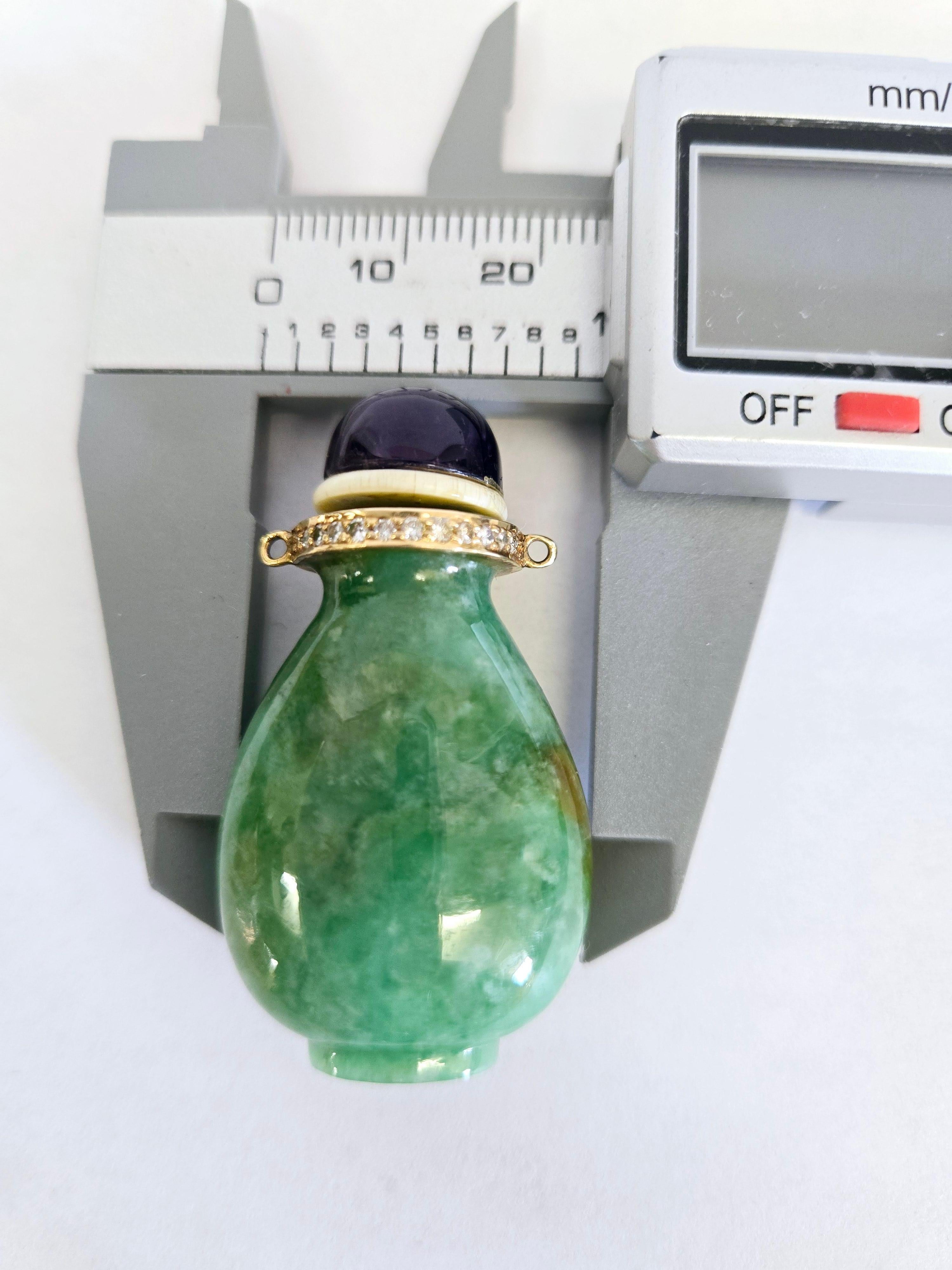 da uomo o donna Ornamento per tabacco da fiuto in giadeite, diamanti e ametista certificato GIA in vendita