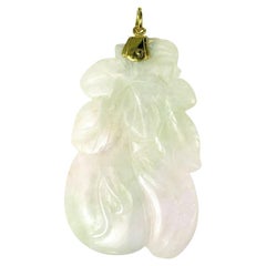 GIA-zertifizierter Jadeit Jade geschnitzter grüner helllila Gold-Anhänger