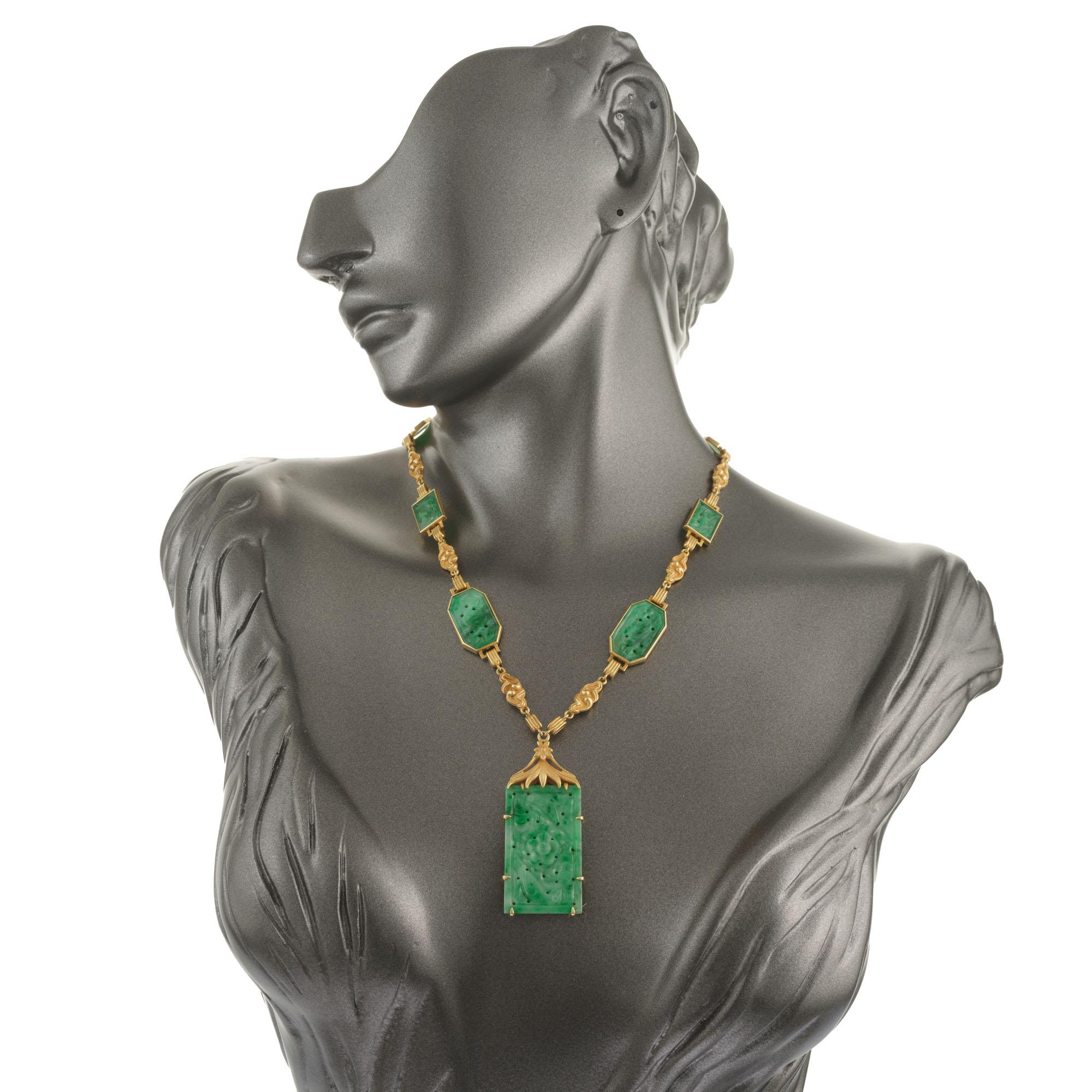 Round Cut GIA Certified Jadeite Jade Yellow Gold Art Nouveau Tablet Necklace  For Sale