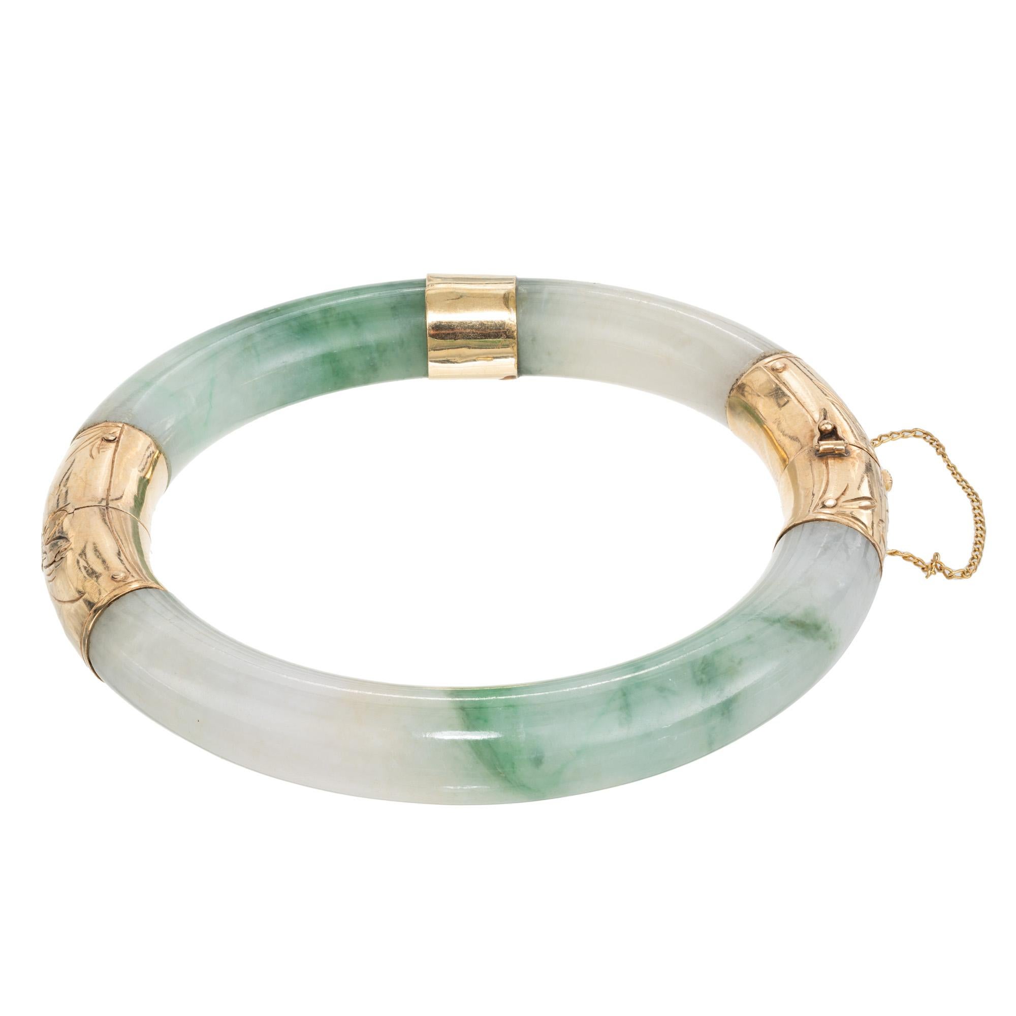 GIA Certified Jadeite Jade Yellow Gold Bangle Bracelet  For Sale 1