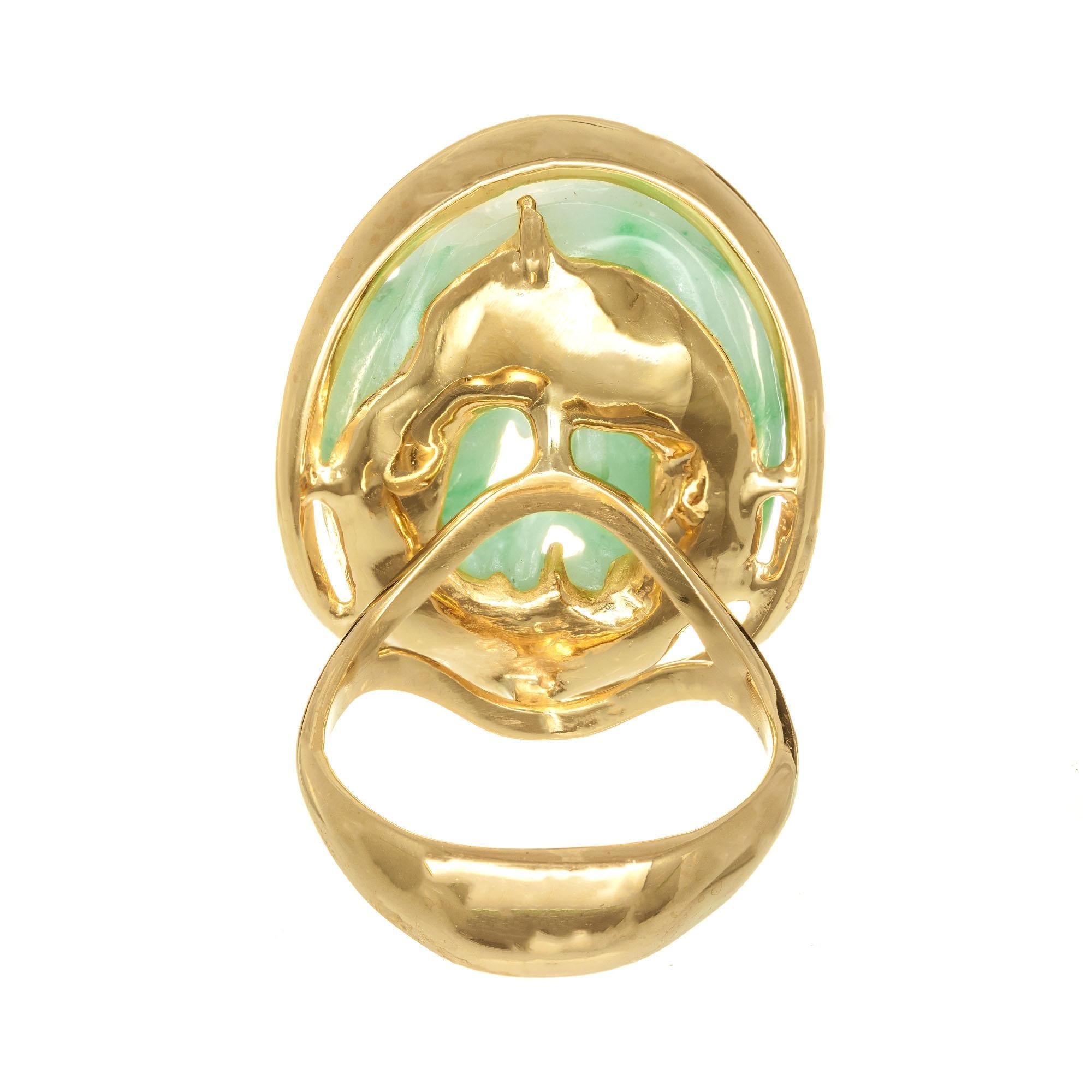 Round Cut GIA Certified Jadeite Jade Yellow Gold Carved Cat Cocktail Ring For Sale