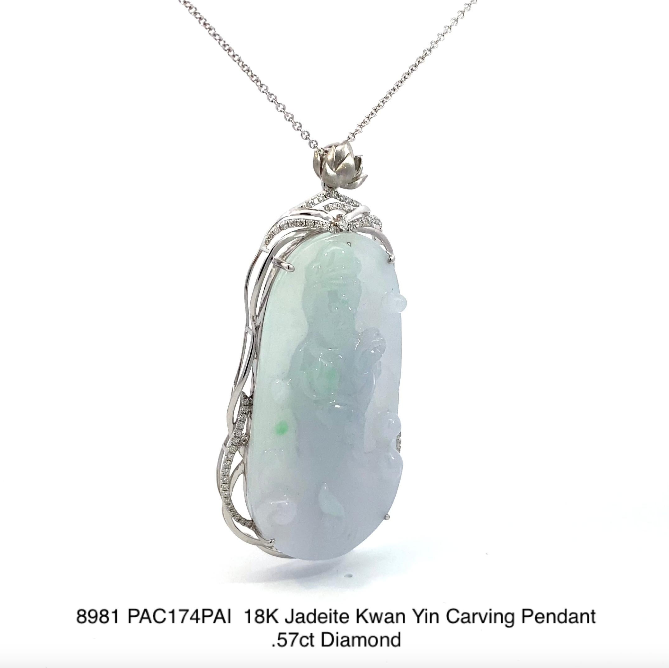 Moderno Ciondolo con intaglio di giadeite Kwan Yin certificato GIA e diamanti in oro 18 carati in vendita
