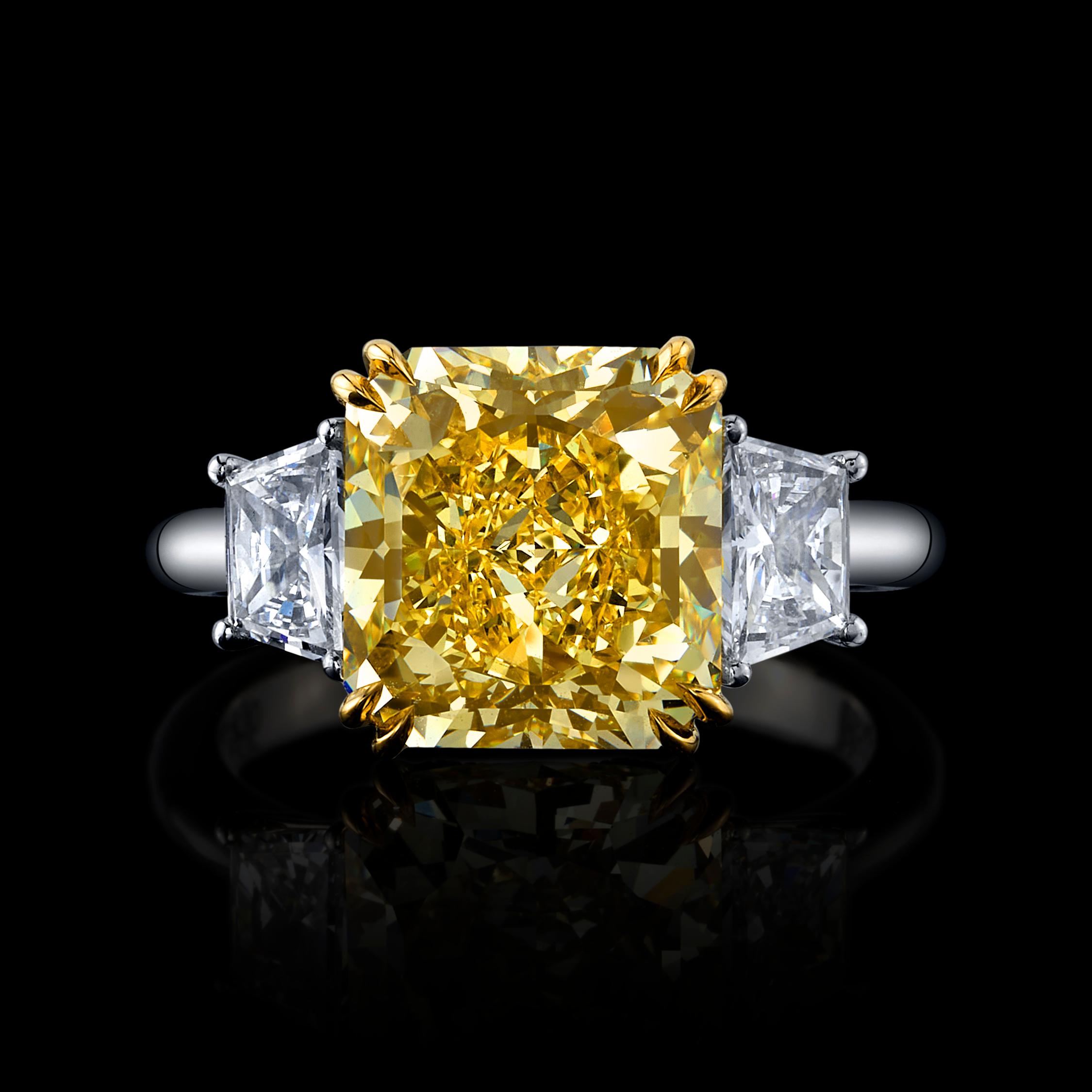 Modern GIA Certified, Large and Classic 5.10ct Radiant Fancy Yellow Diamond, IF