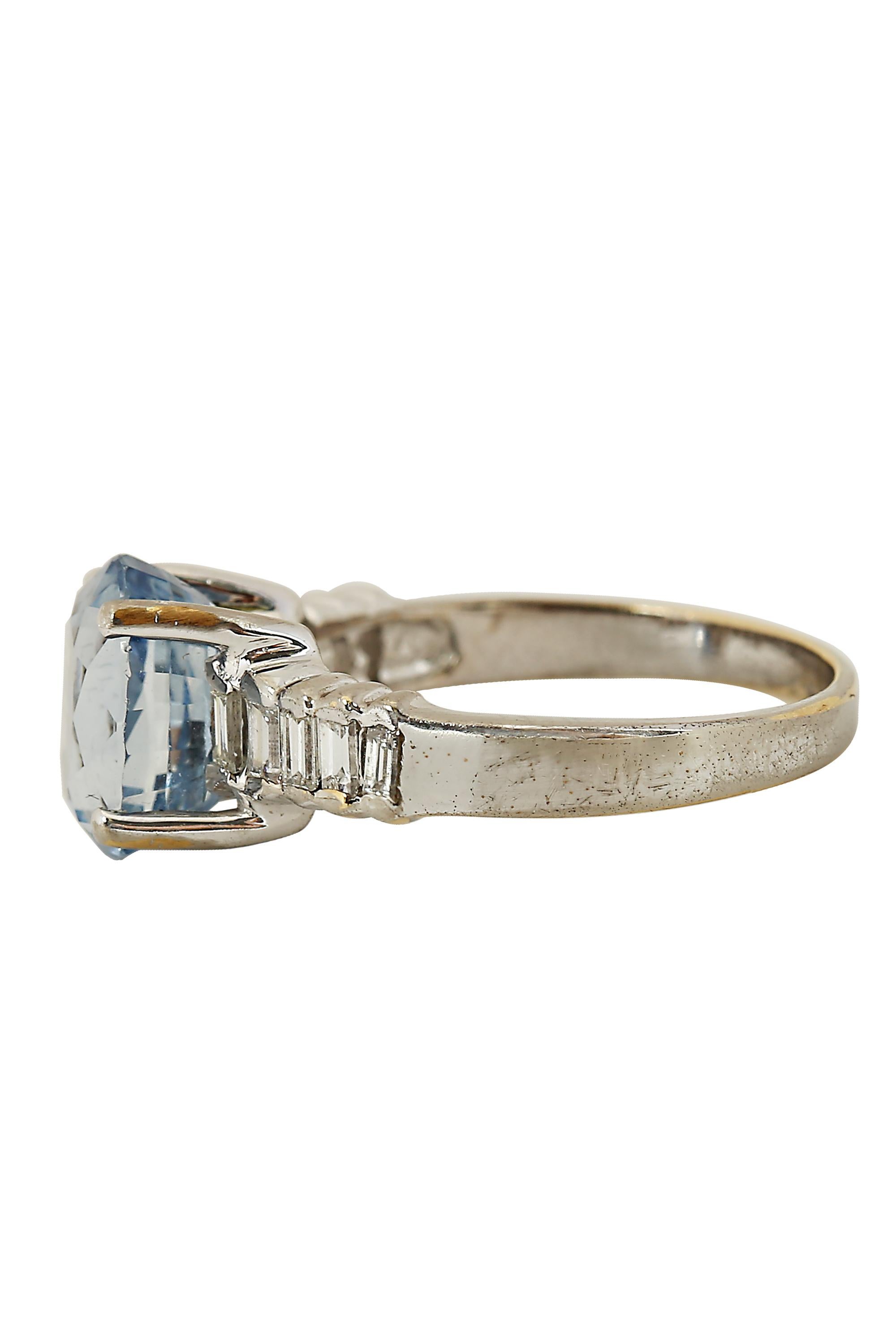 GIA-zertifizierter Ring mit lavendelfarbenem Saphir und Diamant 14K Weißgold im Zustand „Hervorragend“ im Angebot in beverly hills, CA
