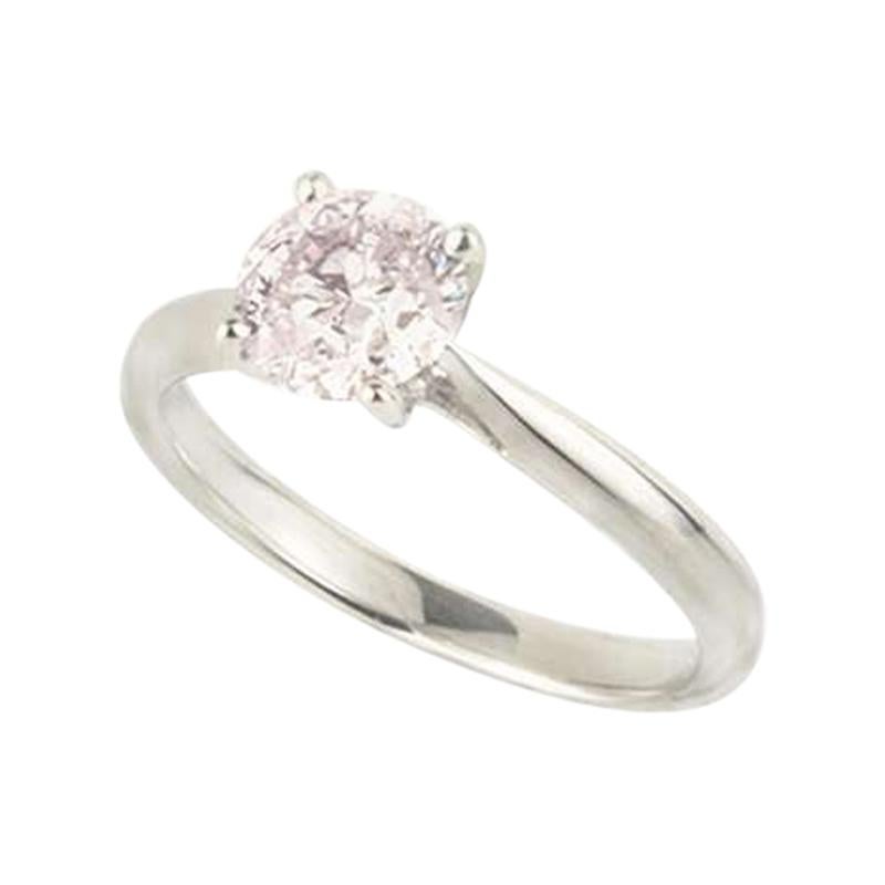 Bague solitaire en diamant certifié GIA de couleur rose Light 1,09ct en vente