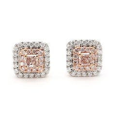 Orecchini in oro con diamante radiante marrone rosato chiaro certificato GIA da 0.90 carati TW