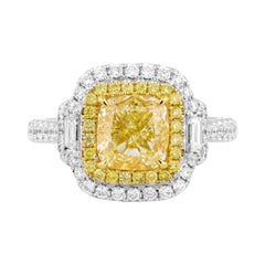 GIA Certified Light Yellow Diamond 18 Karat White Gold Engagement Wedding Ring