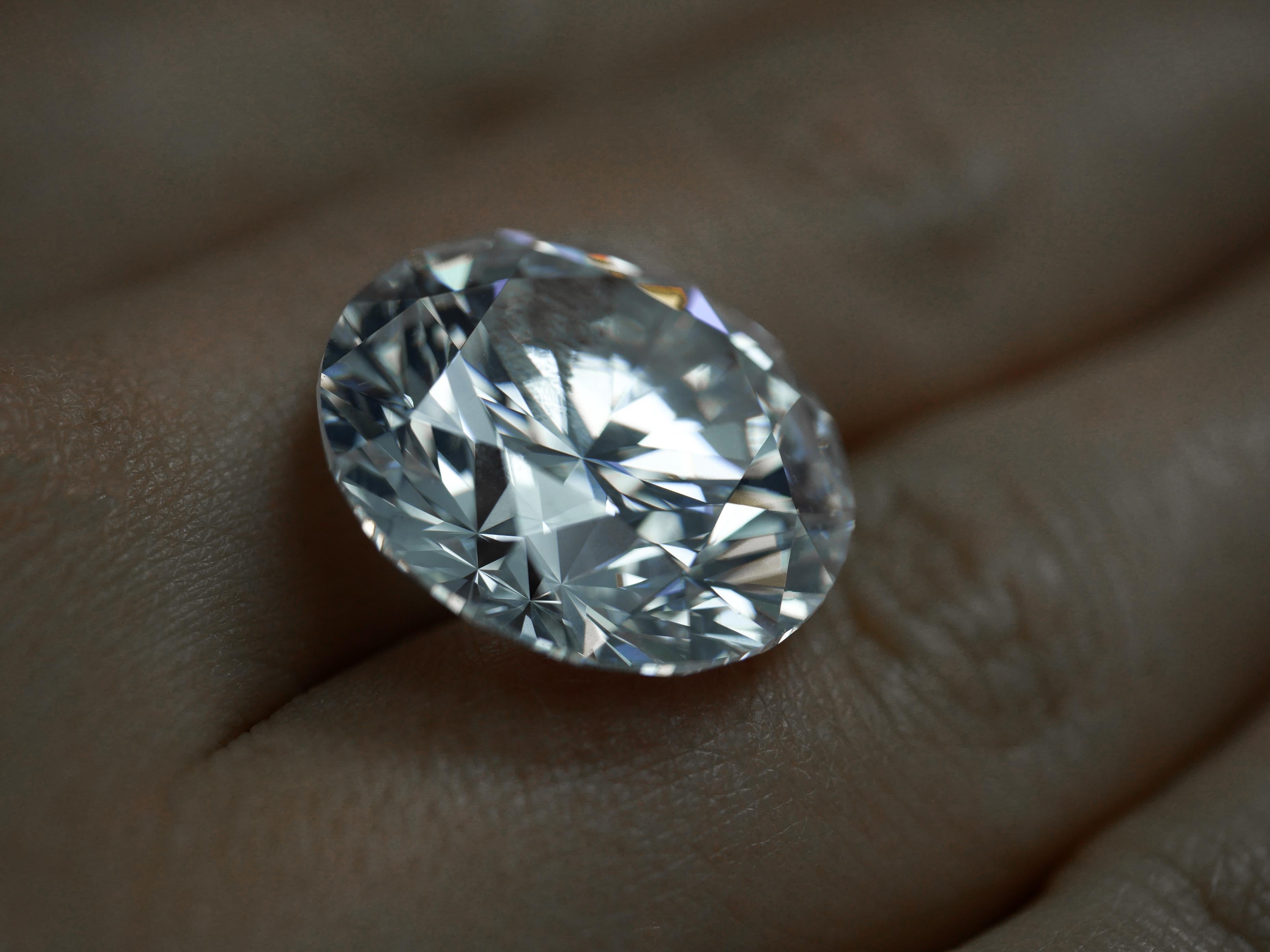 GIA Certified Loose 26.20 Carat Round Diamond For Sale 4