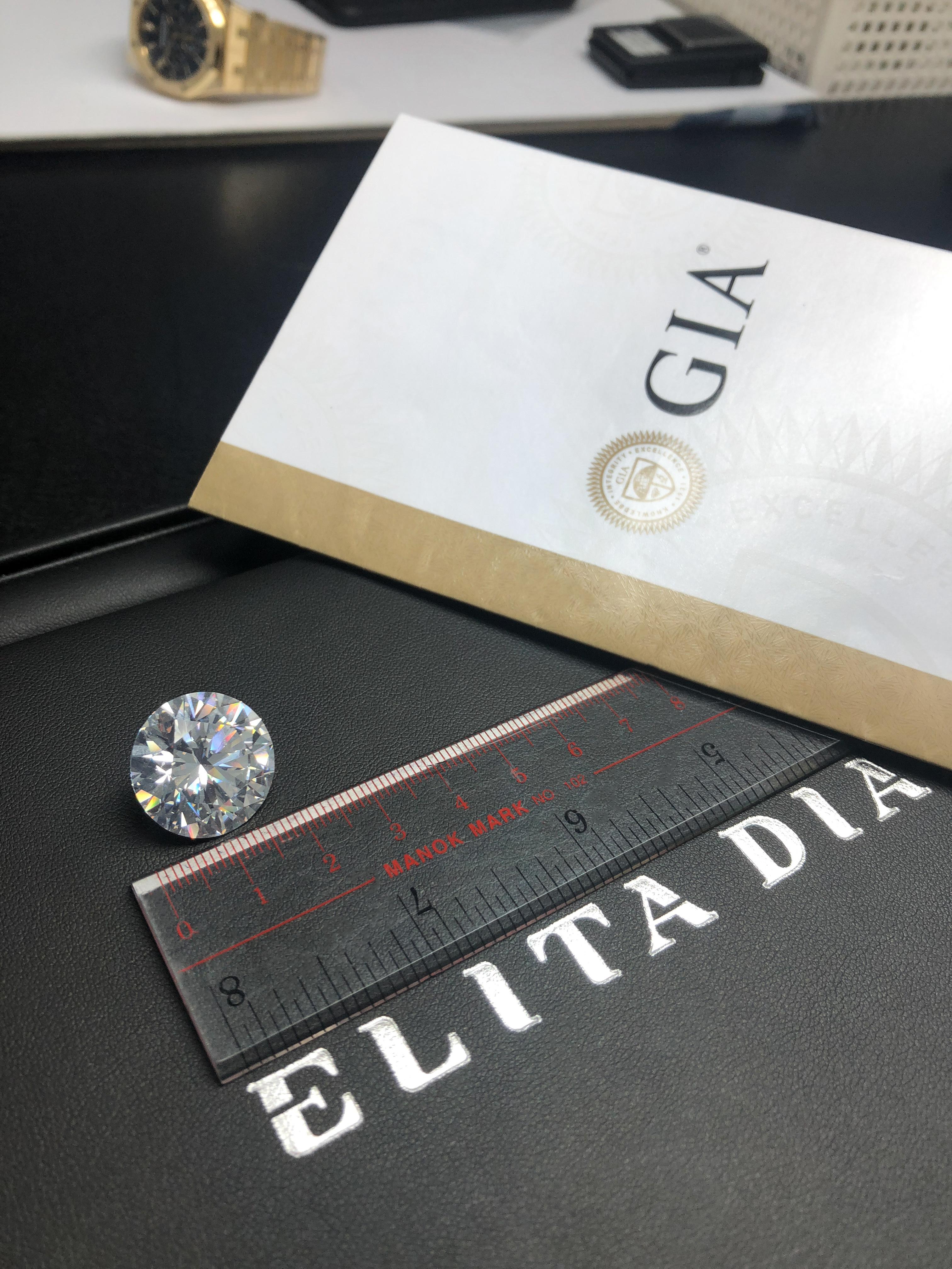 Round Cut GIA Certified Loose 26.20 Carat Round Diamond For Sale