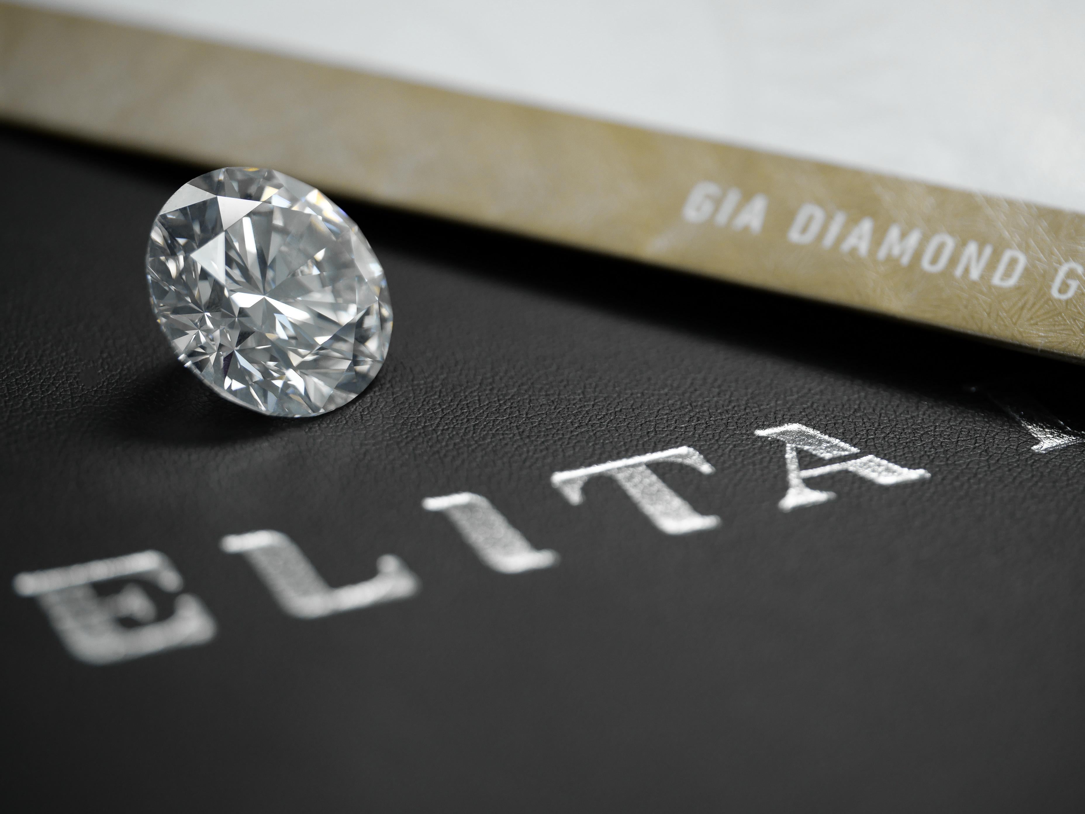 GIA Certified Loose 26.20 Carat Round Diamond In New Condition For Sale In MELBOURNE, AU