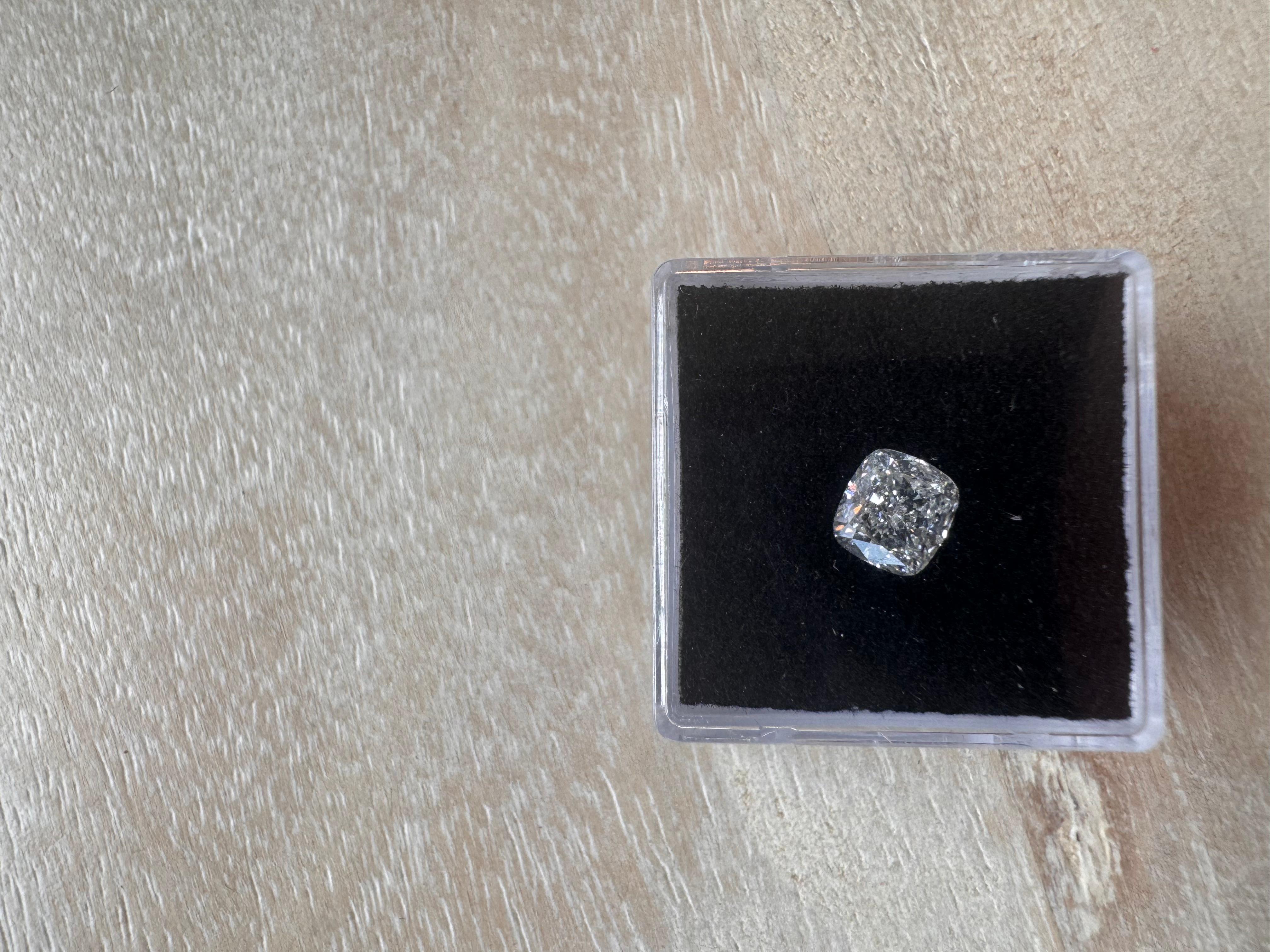 Cushion Cut GIA Certified Loose Diamond 1.51 Carat Color F VS2 For Sale